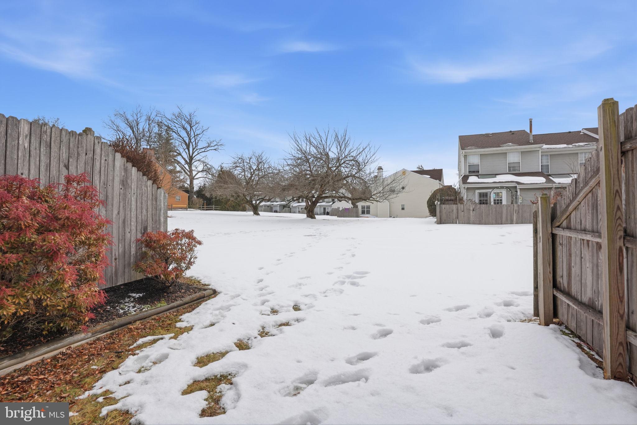 LIBERTY SQUARE - Residential