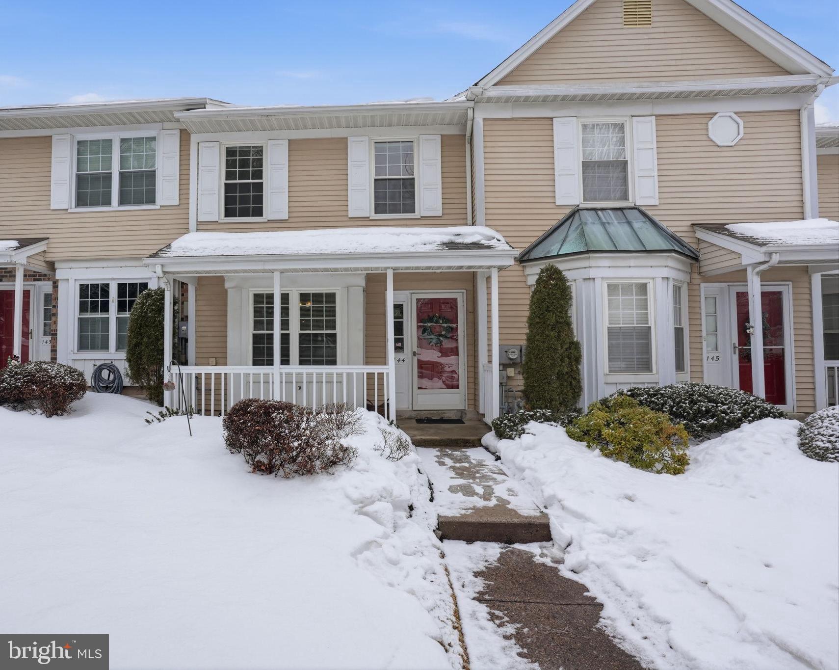 LIBERTY SQUARE - Residential