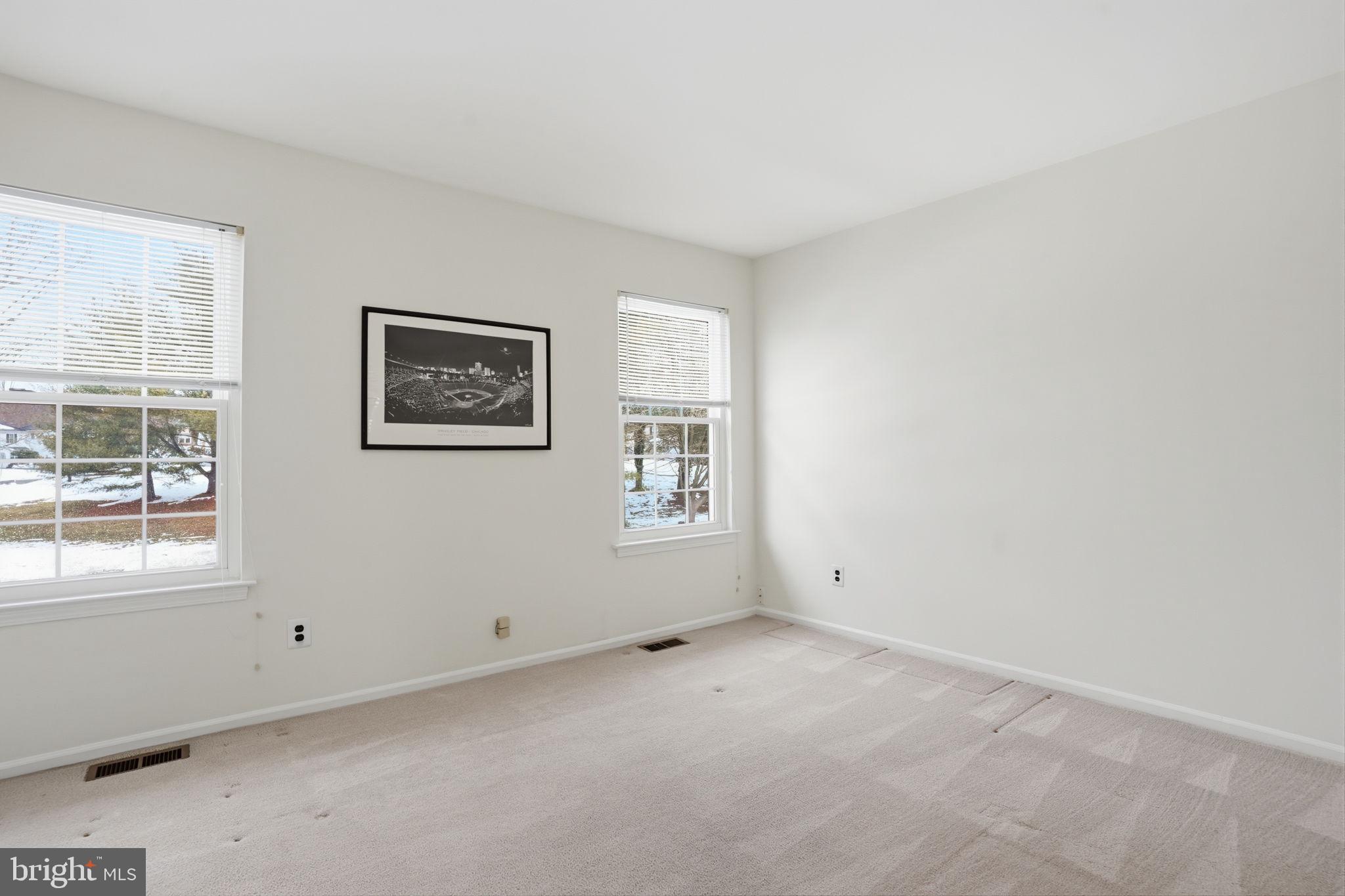 LIBERTY SQUARE - Residential