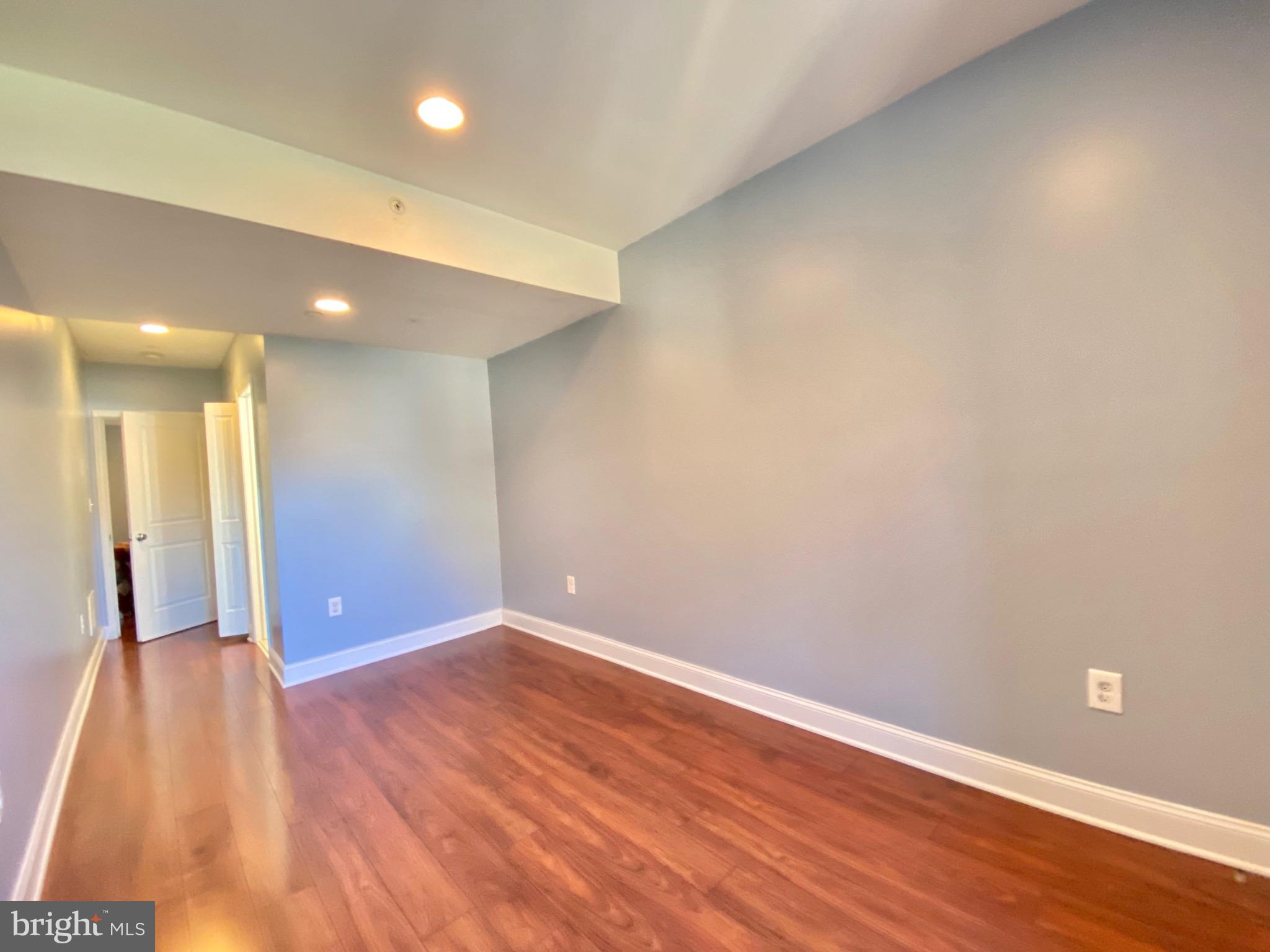 FAIRMOUNT - Residential Lease