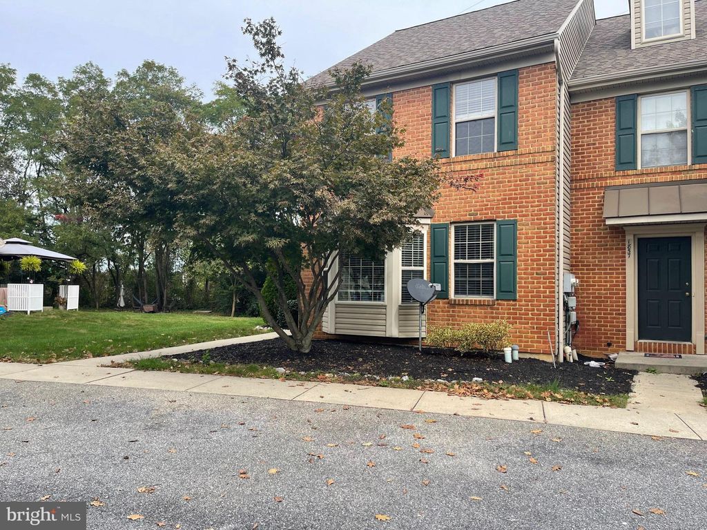 Photo of 1859 Shady Oak Drive, MOUNT JOY, PA 17552 (MLS # PALA2077356)