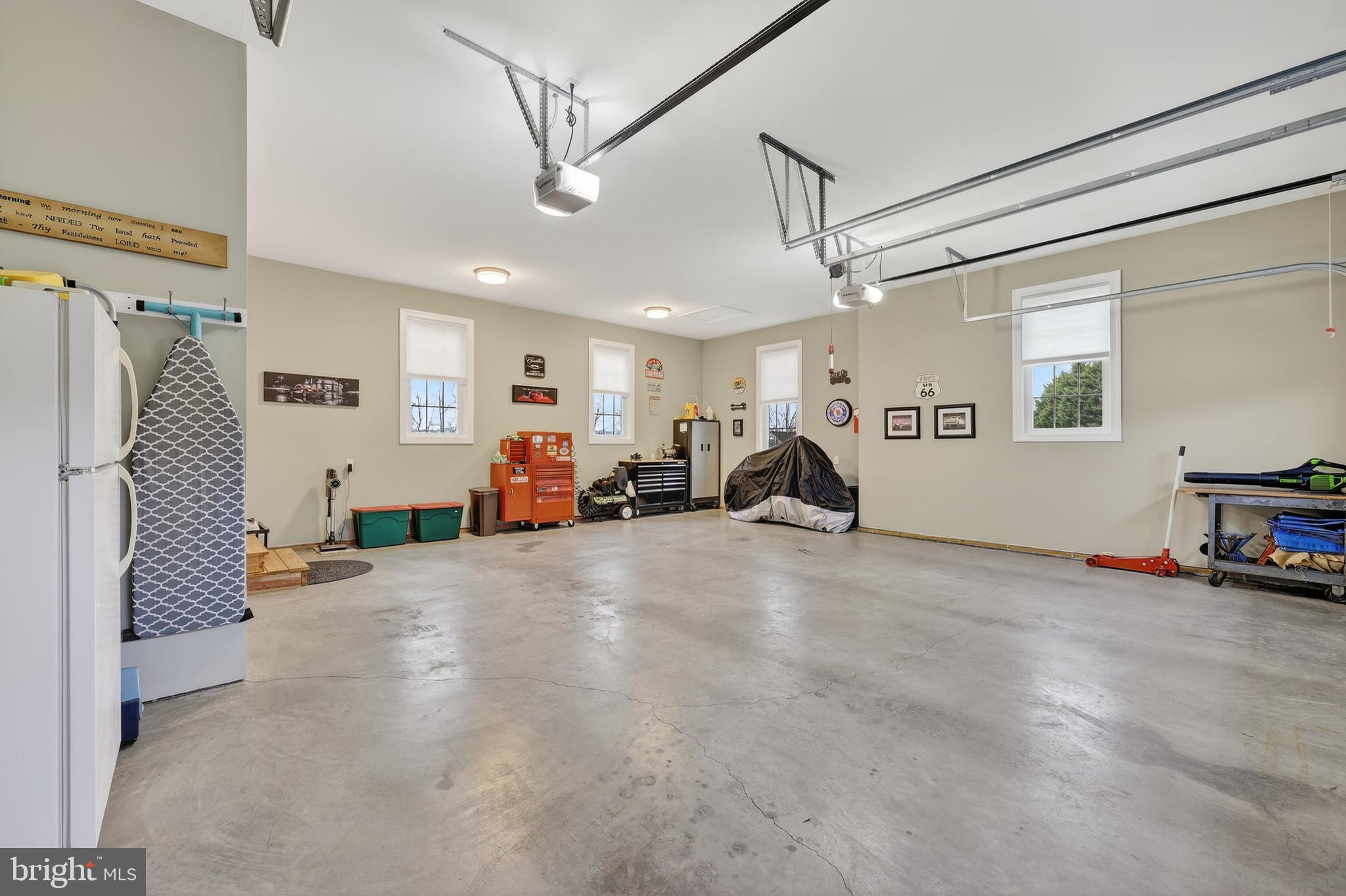 FAIRVIEW - Residential