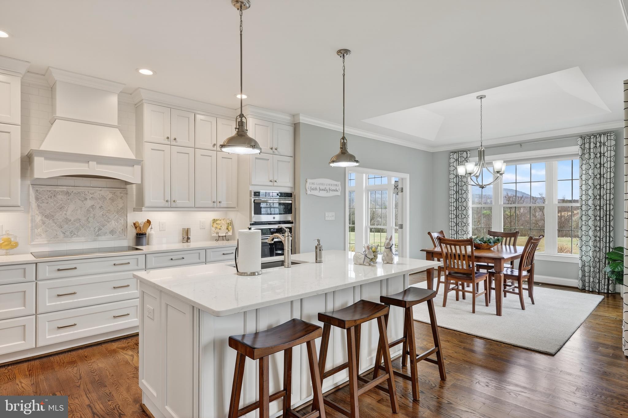 FAIRVIEW - Residential