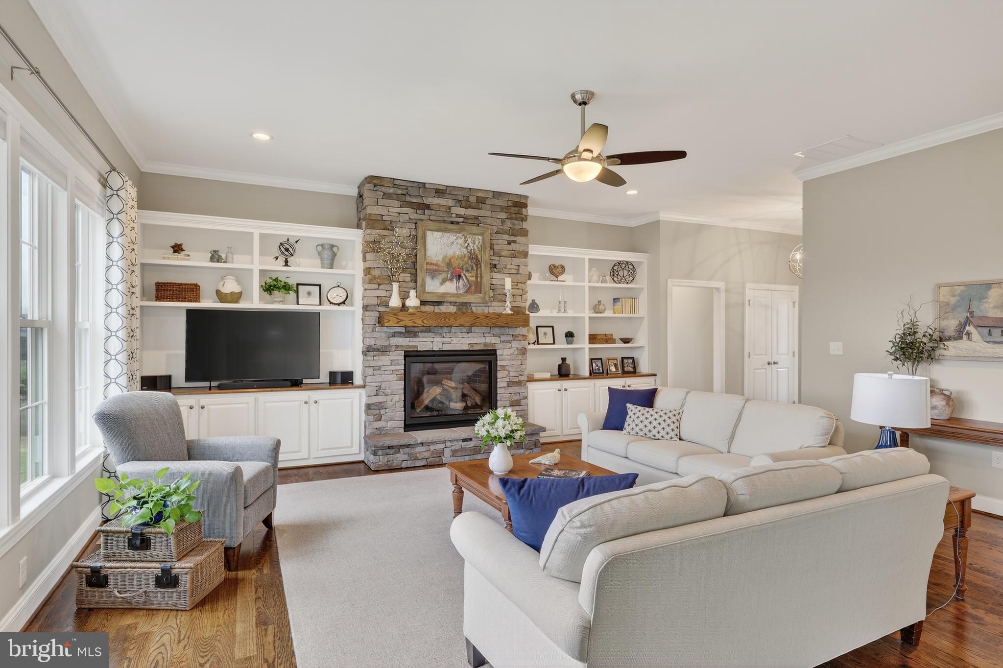 FAIRVIEW - Residential