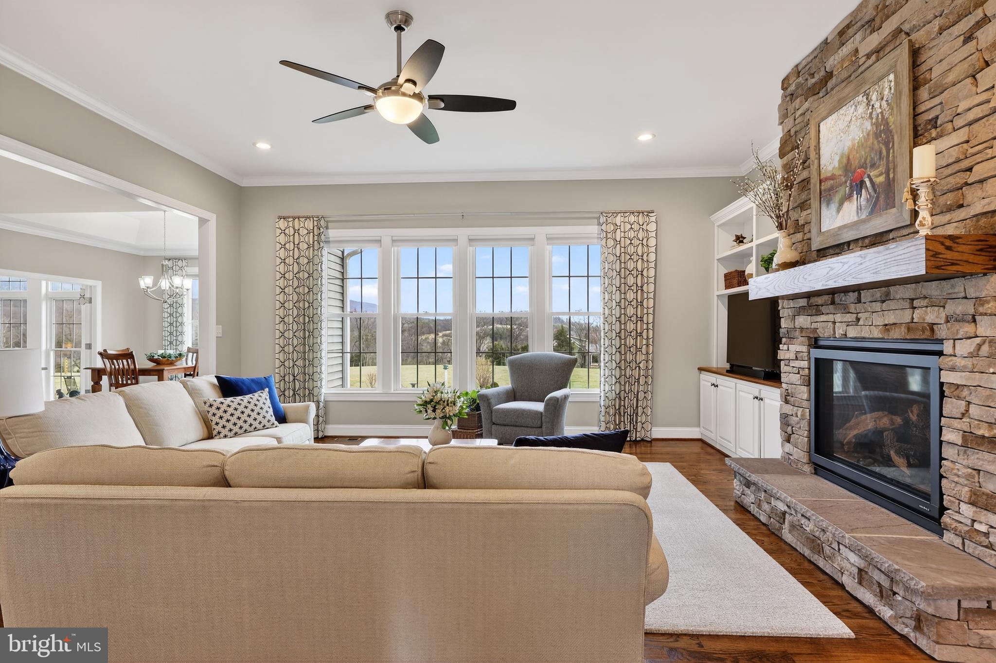 FAIRVIEW - Residential