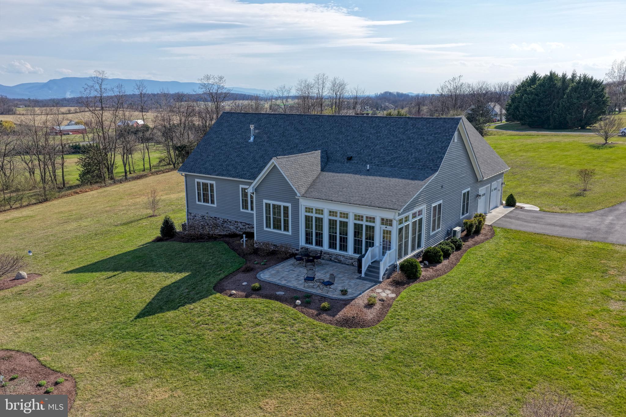 FAIRVIEW - Residential