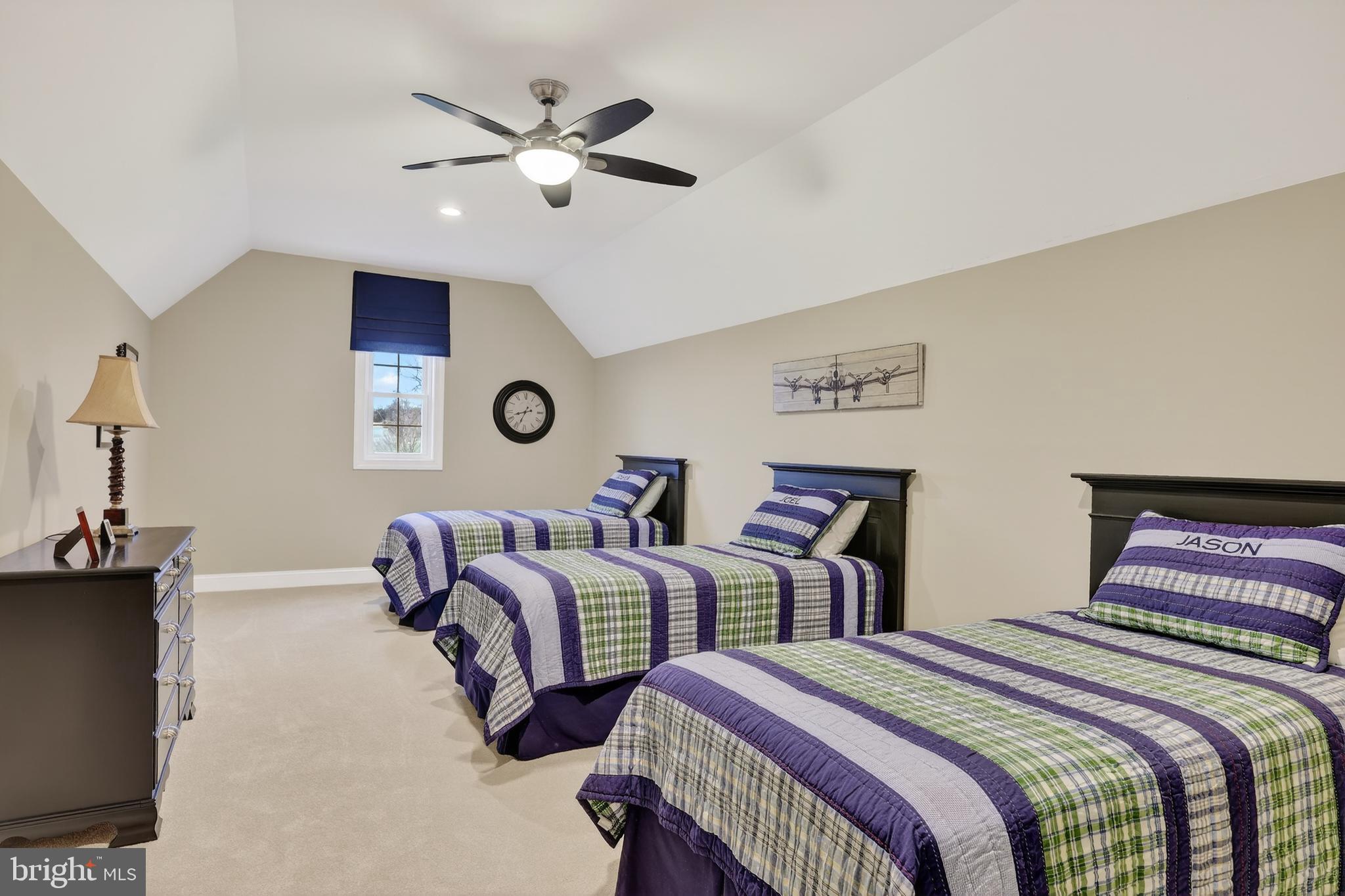 FAIRVIEW - Residential