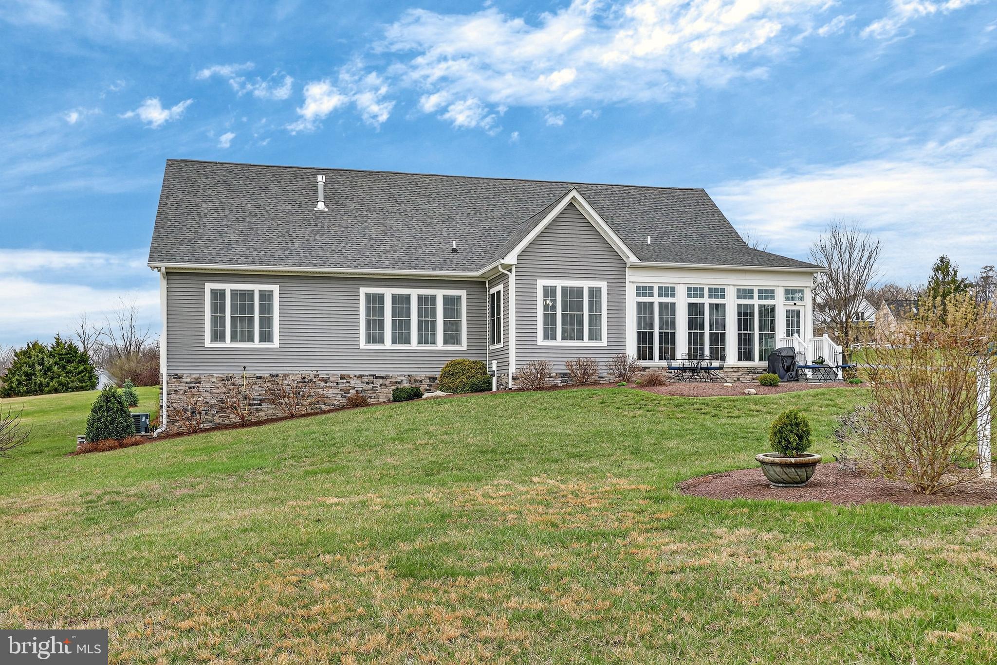 FAIRVIEW - Residential