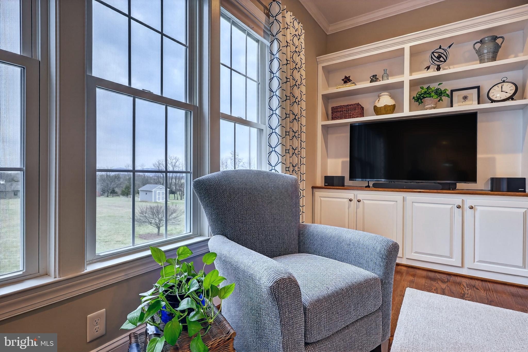 FAIRVIEW - Residential