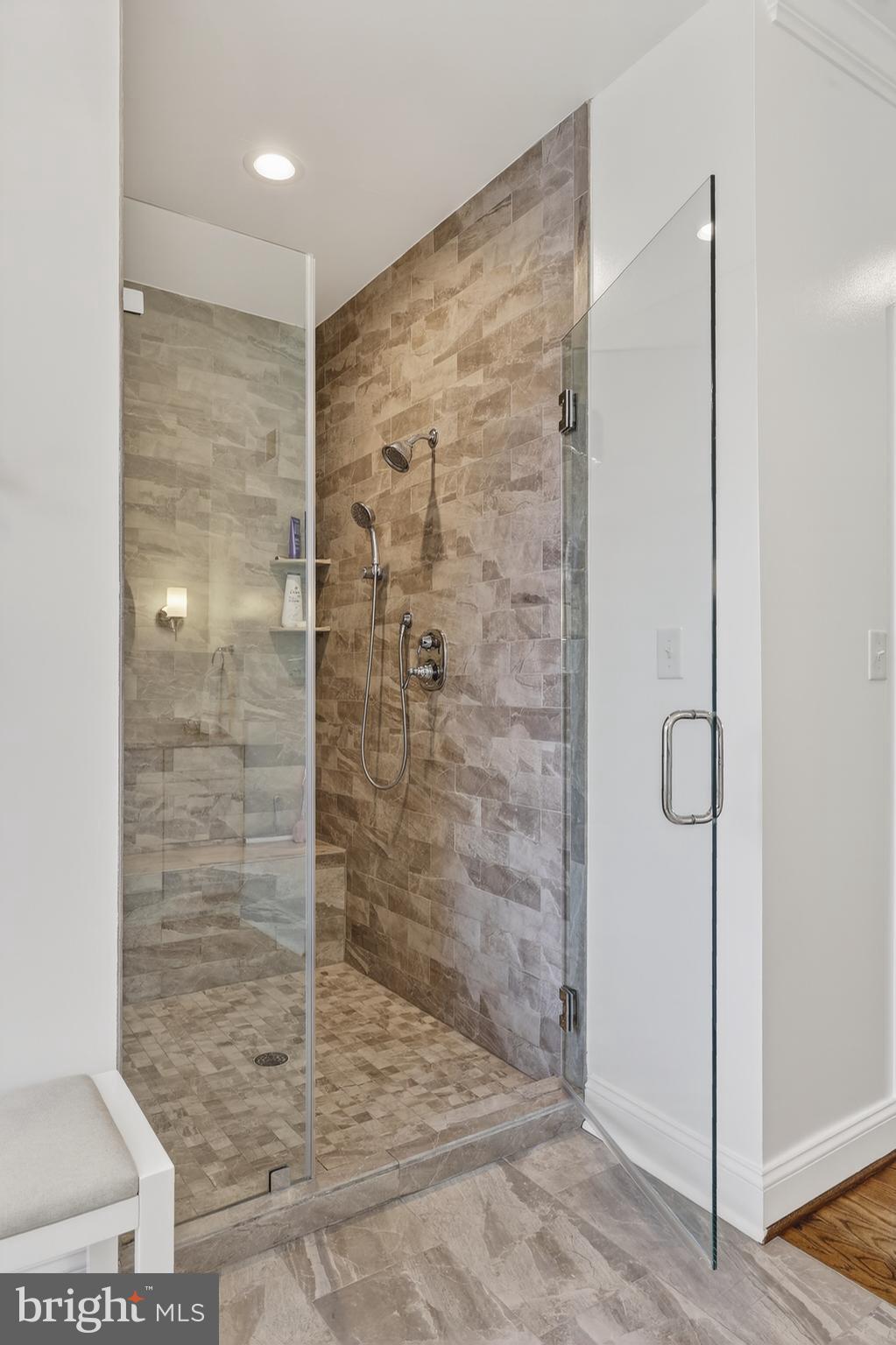 FAIRVIEW - Residential