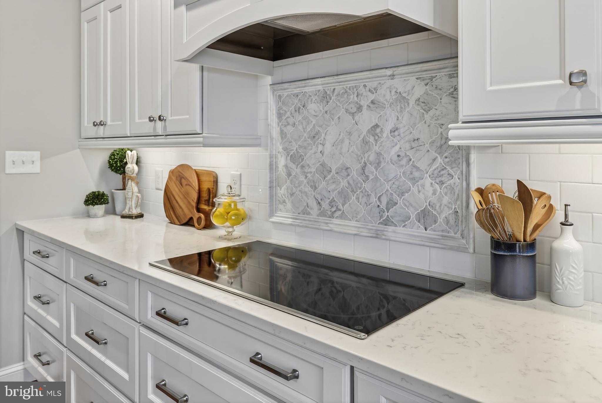 FAIRVIEW - Residential