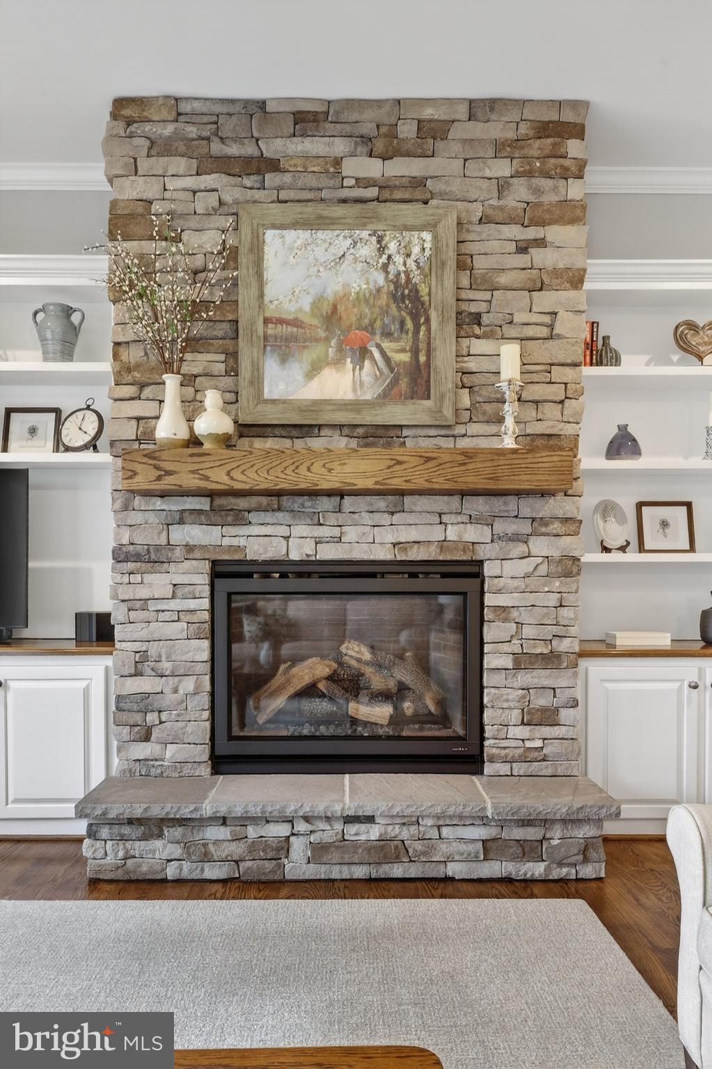 FAIRVIEW - Residential