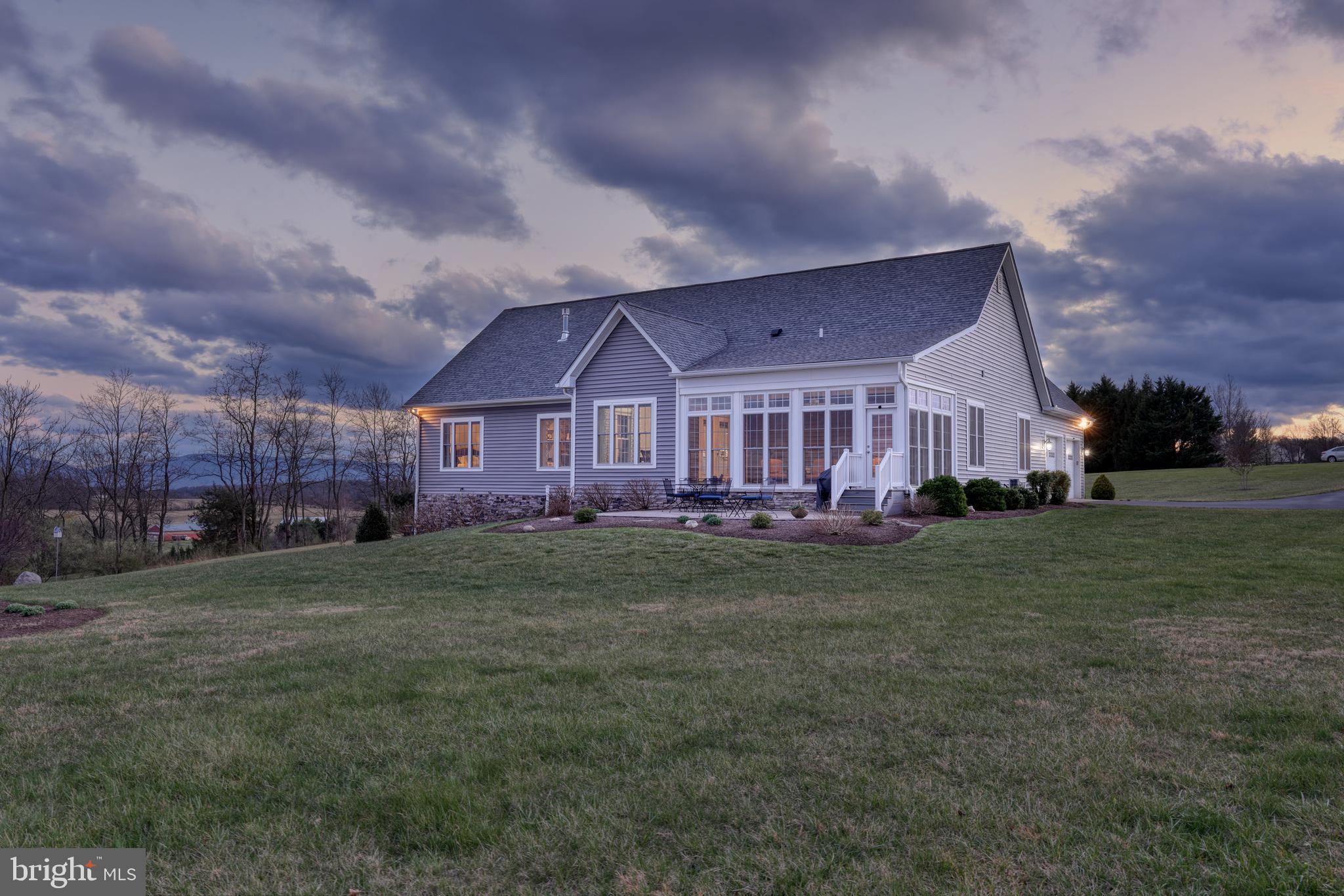 FAIRVIEW - Residential