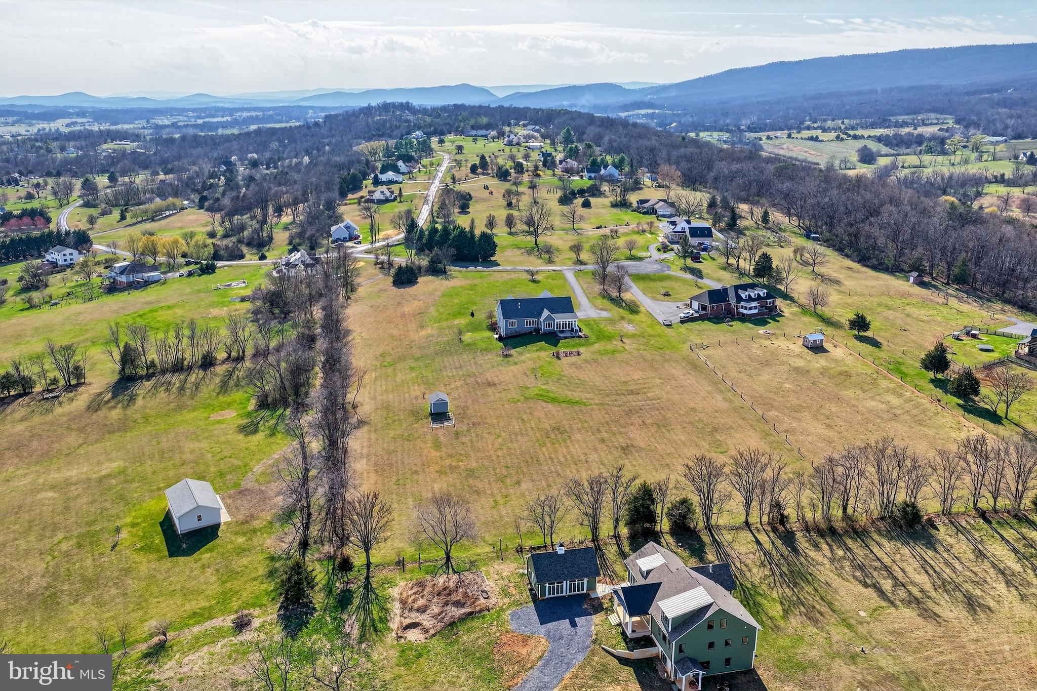 FAIRVIEW - Residential