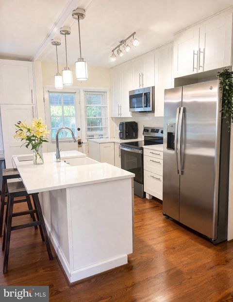 30 S PROSPECT AVENUE S CATONSVILLE MD 21228