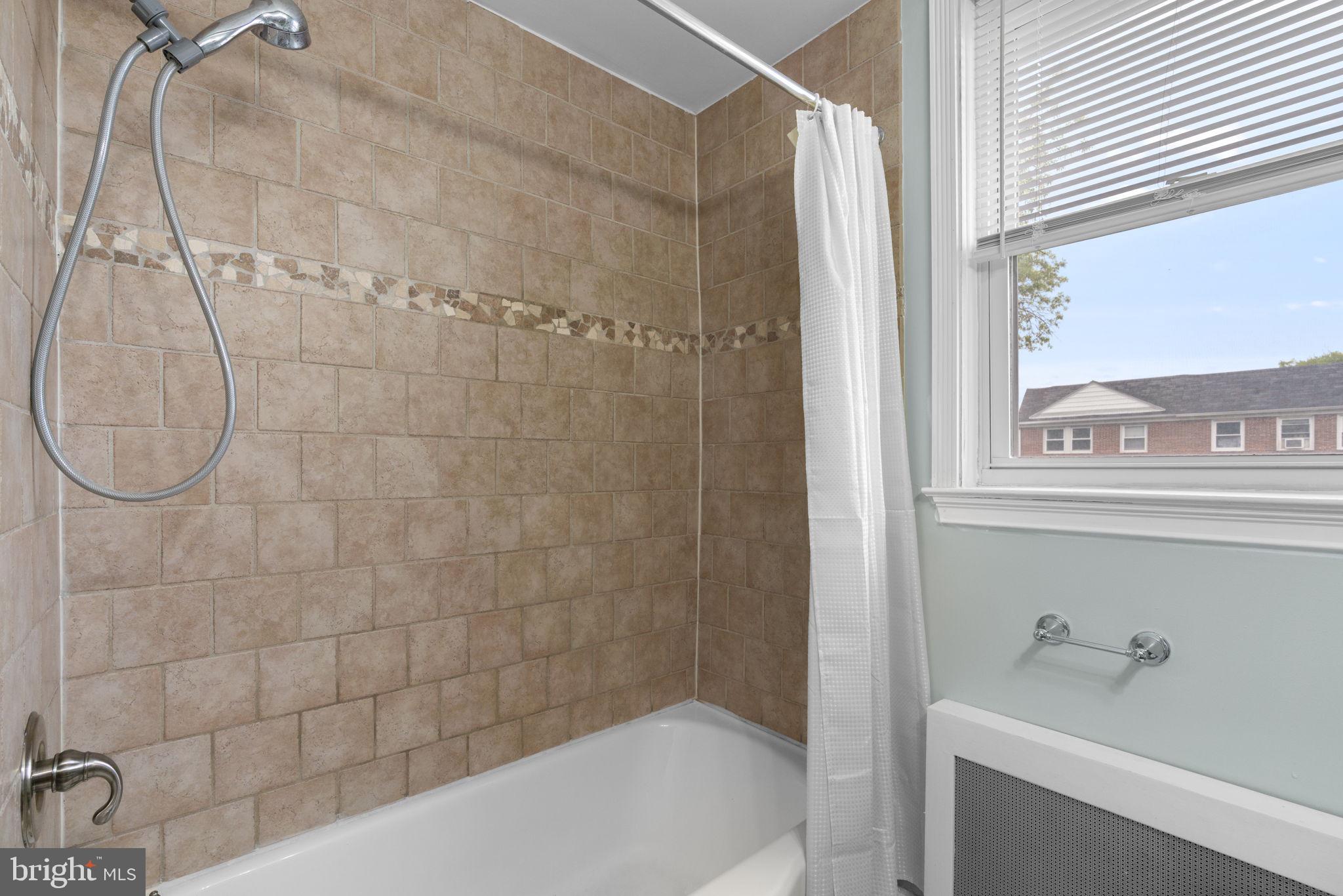 SHADY NOOK - Residential