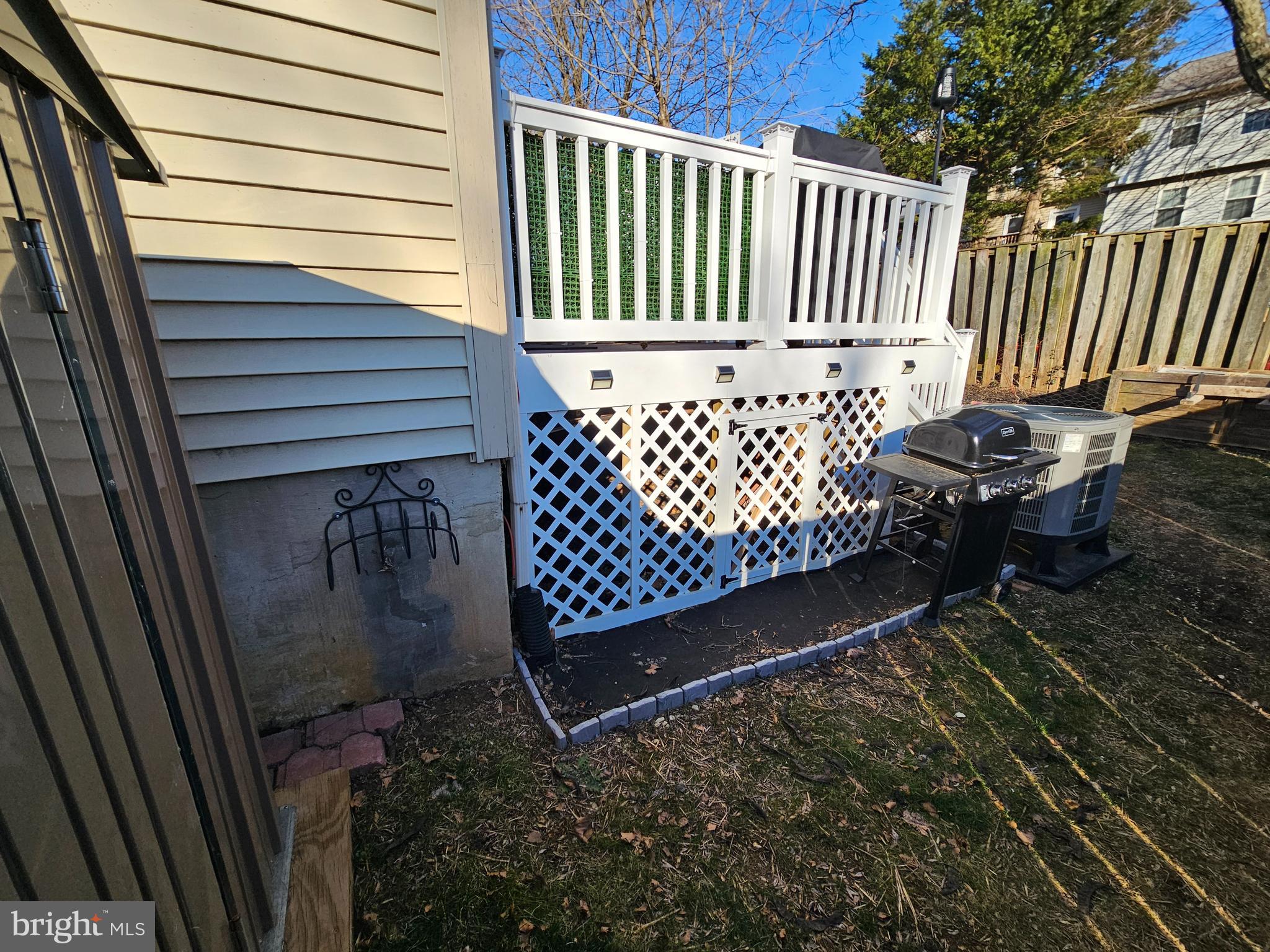 MARBLE HILL - Residential