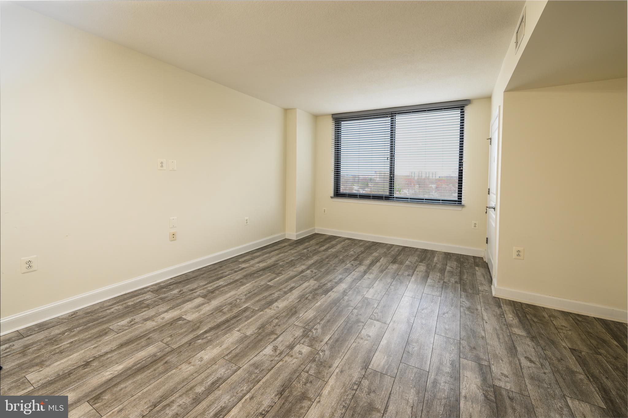 2451 MIDTOWN AVENUE 707