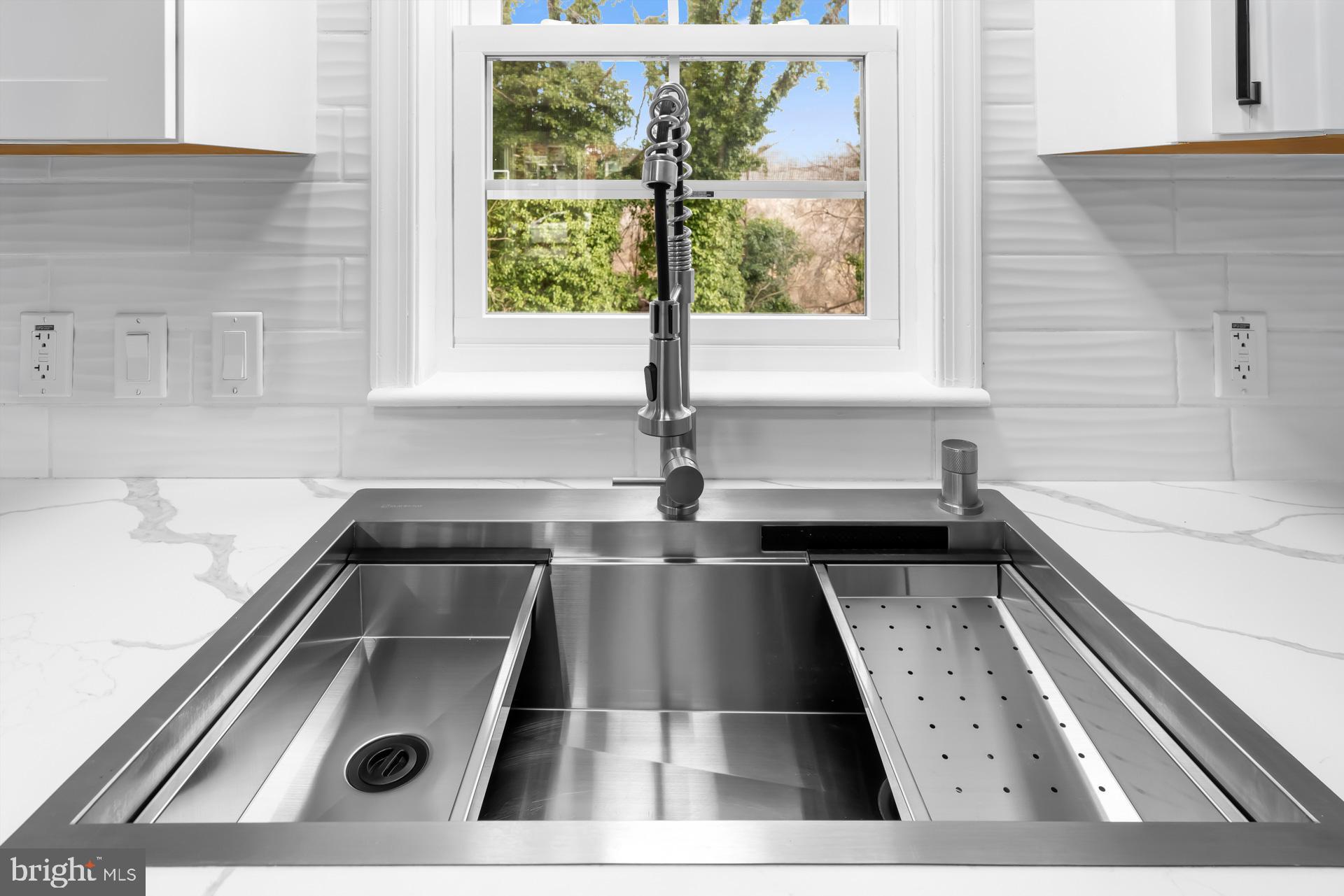 PLEASANT HILLS - Residential