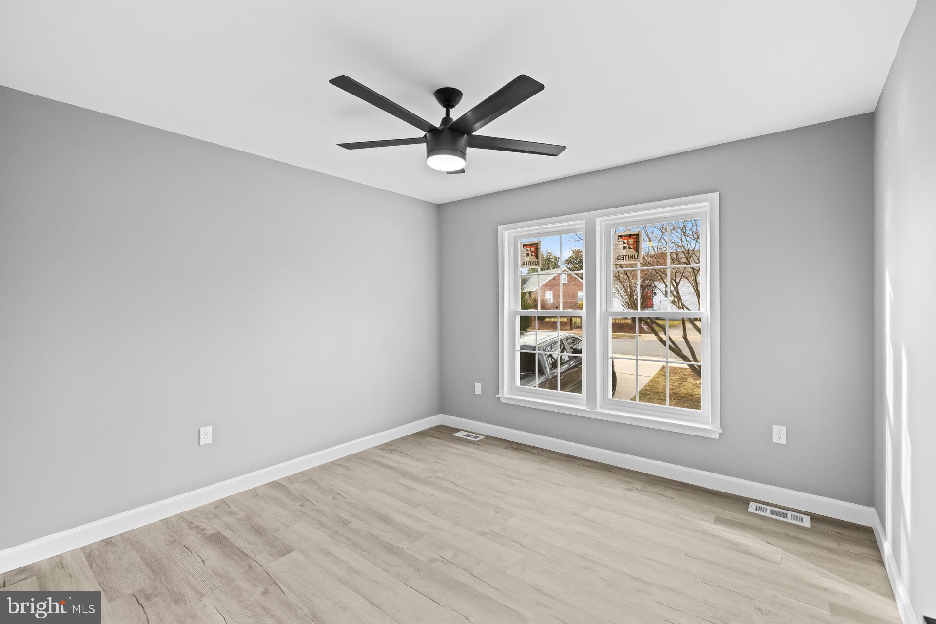 PLEASANT HILLS - Residential