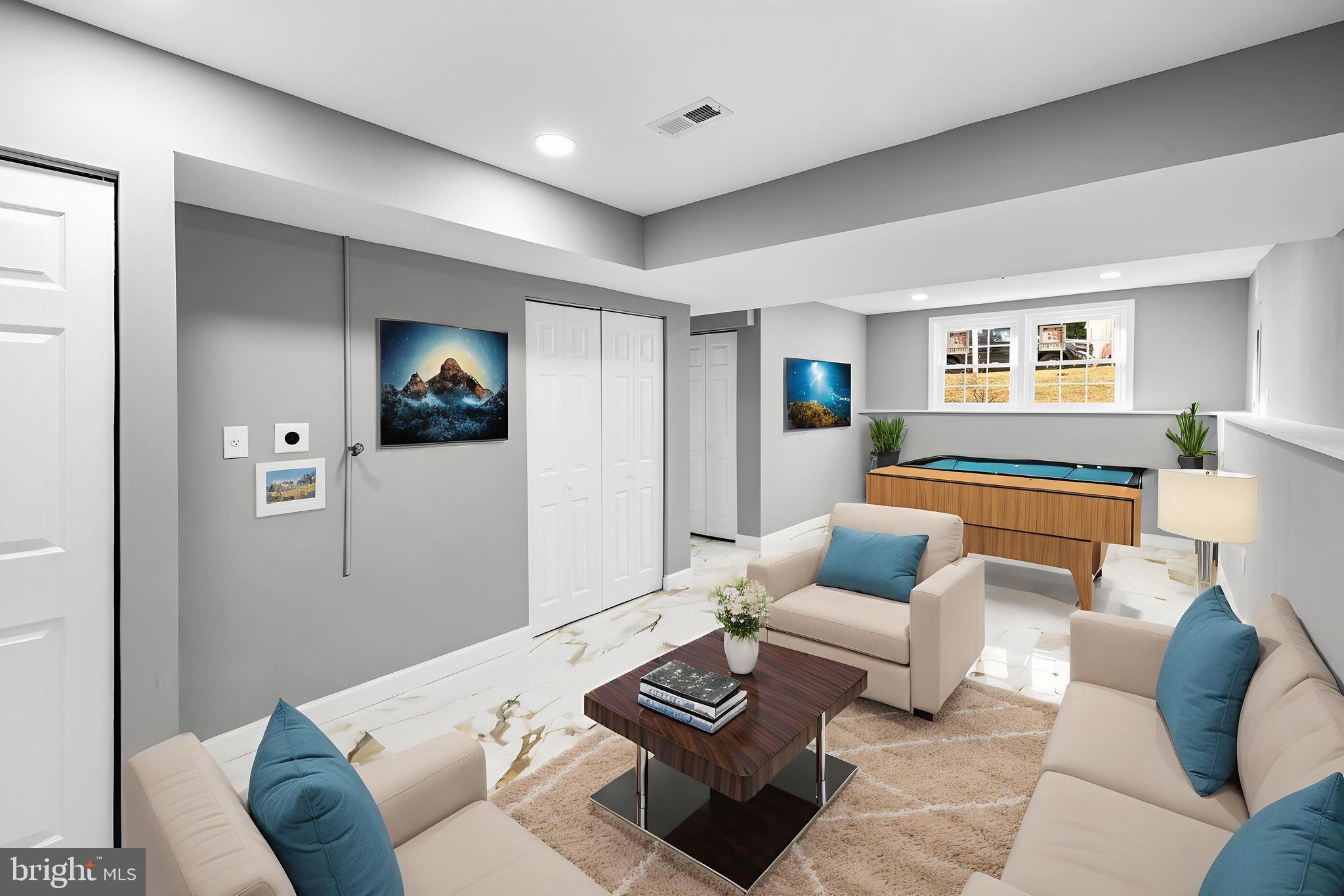 PLEASANT HILLS - Residential