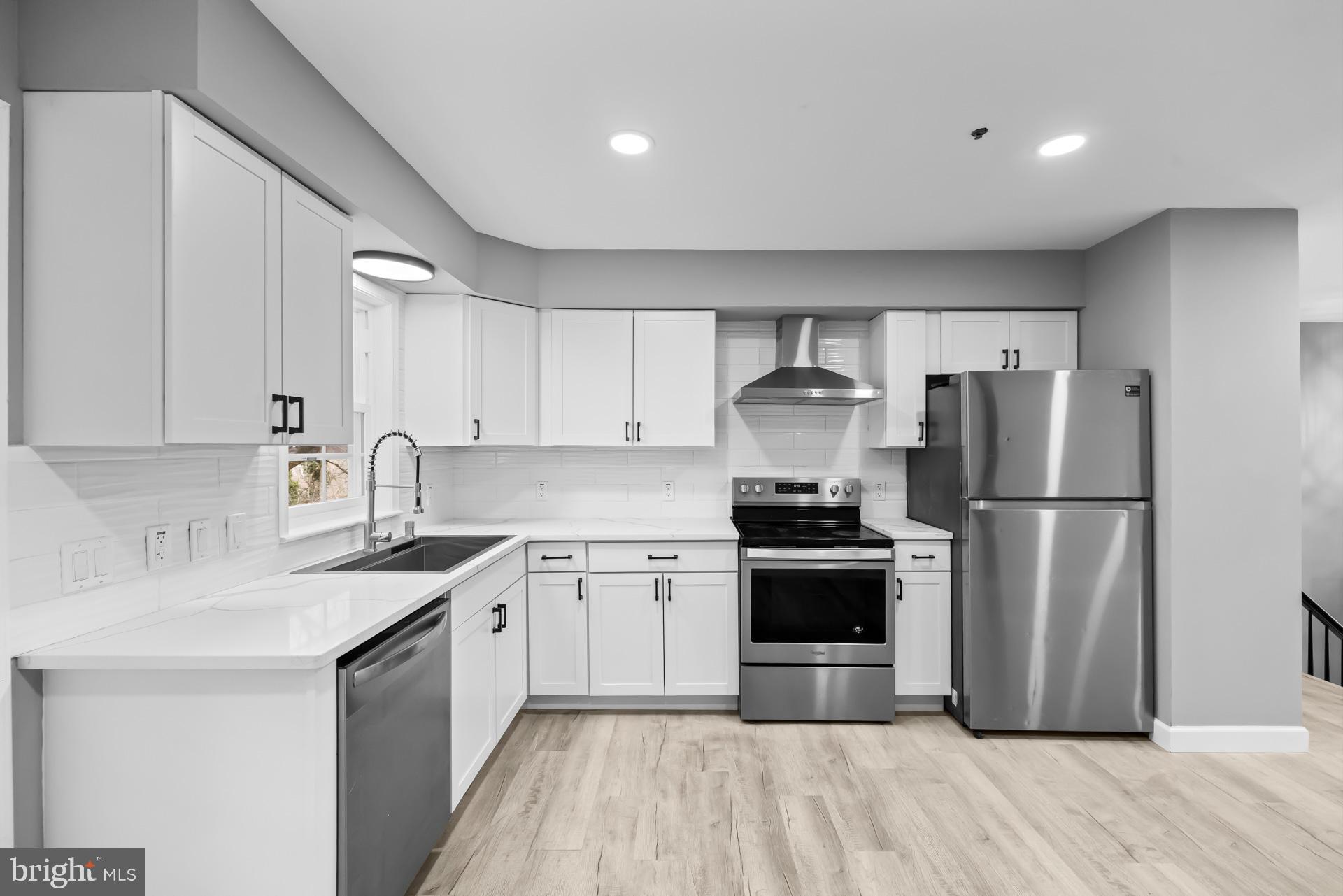 PLEASANT HILLS - Residential