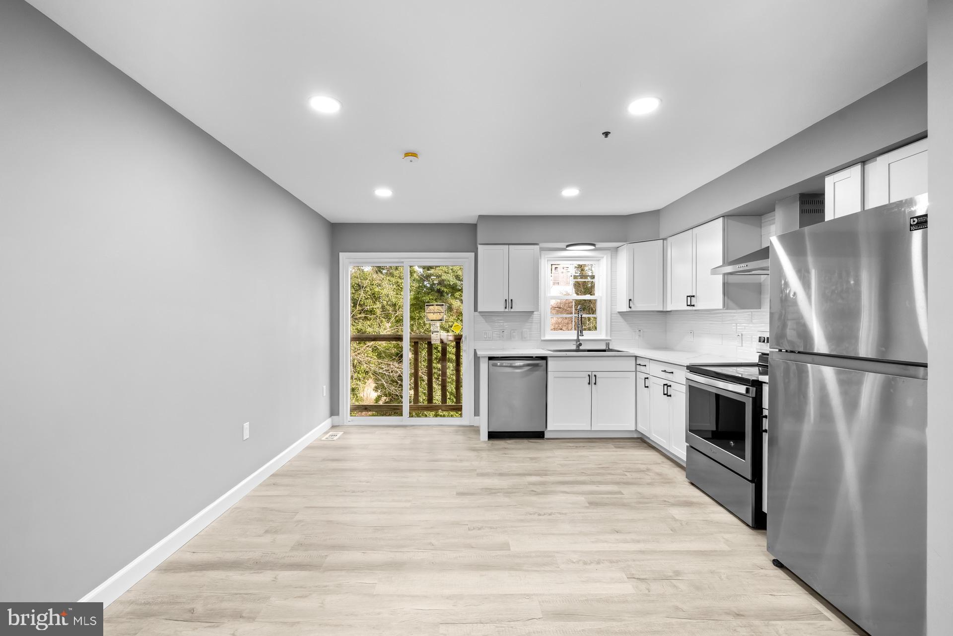 PLEASANT HILLS - Residential