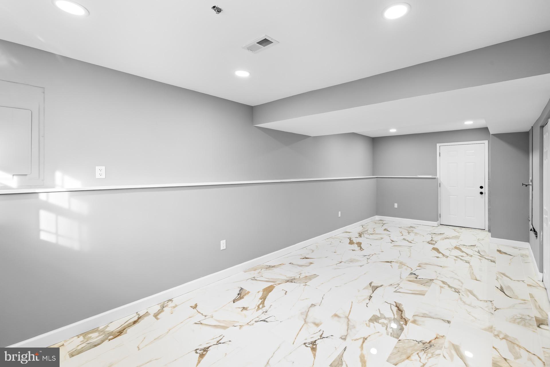 PLEASANT HILLS - Residential