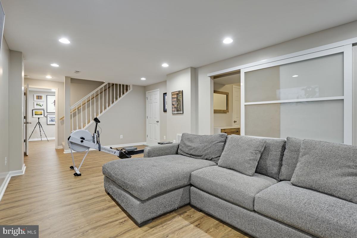 HIGHLANDS OF DARNESTOWN - Residential