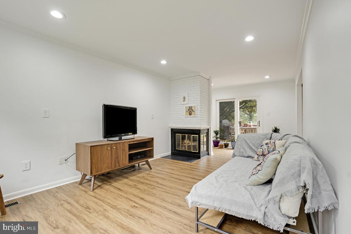 HIGHLANDS OF DARNESTOWN - Residential