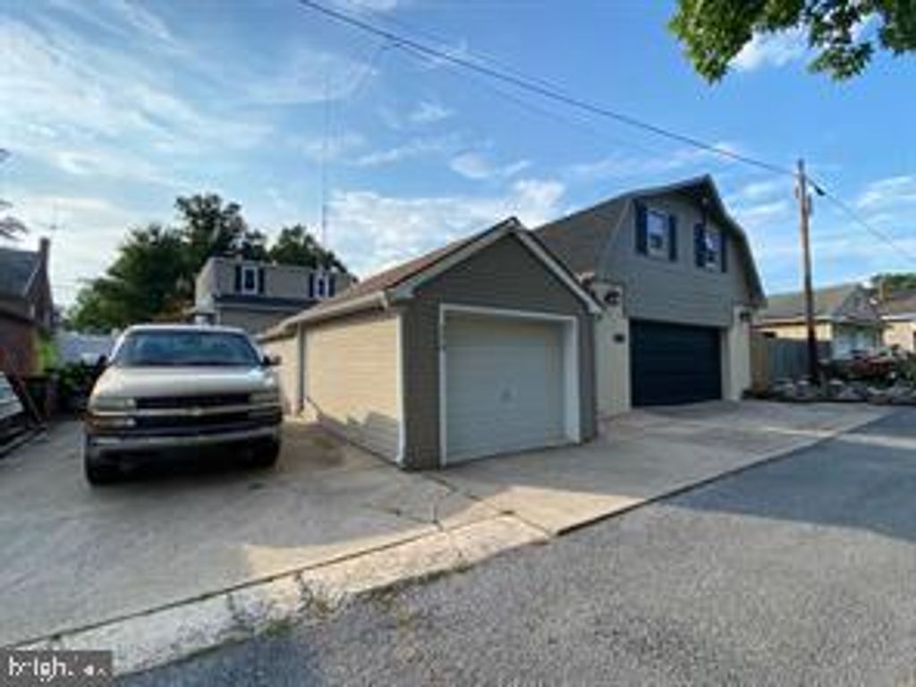 Photo of 176 Moser Road, POTTSTOWN, PA 19464 (MLS # PAMC2169966)