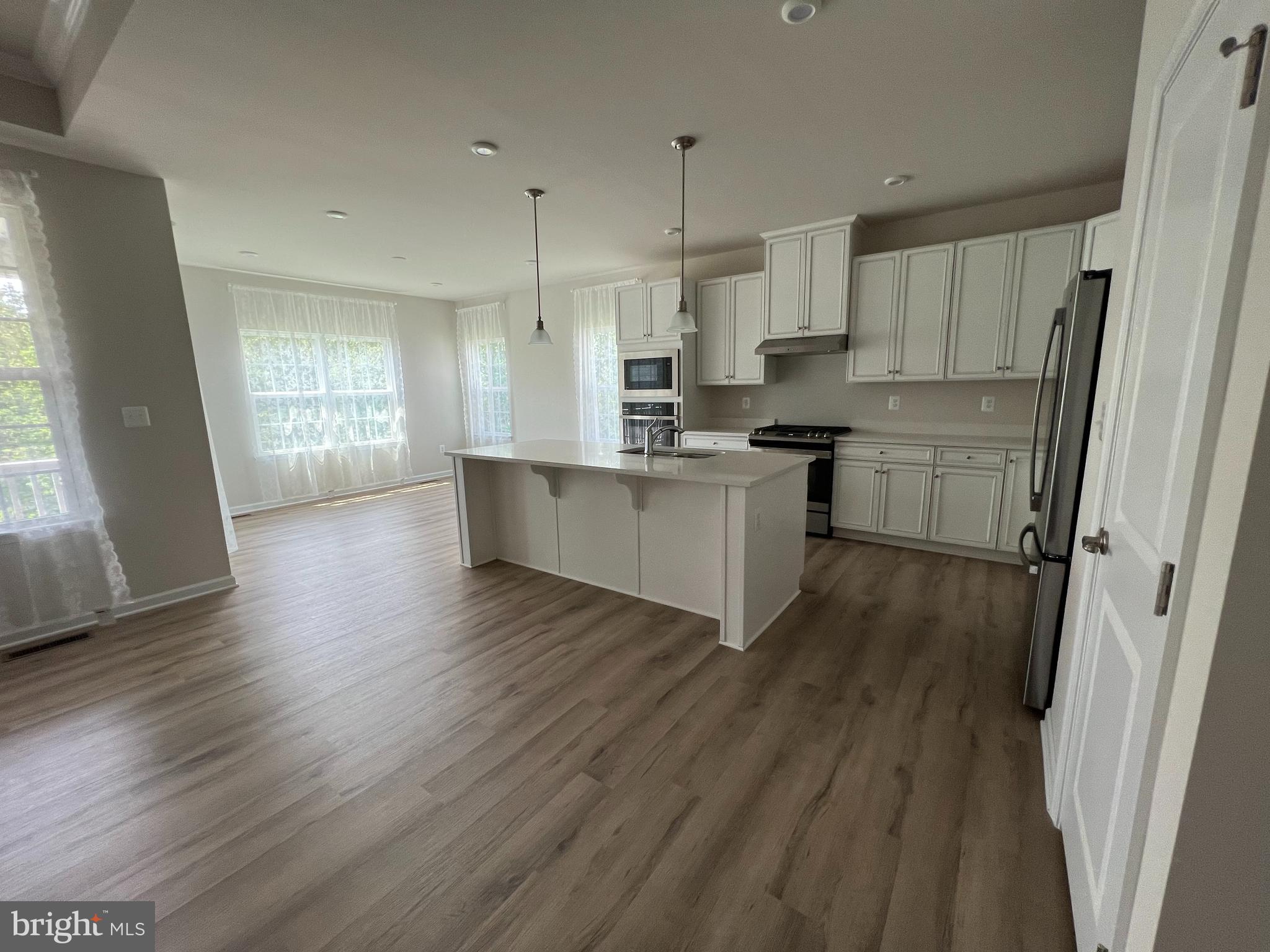 5020 BIRCH LEAF CIRCLE