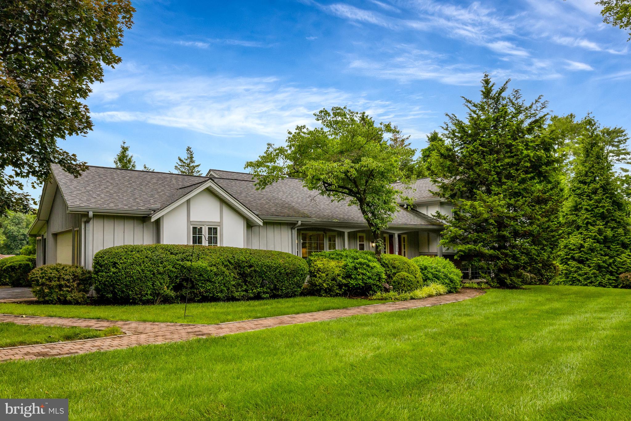 1013 WILHELM DRIVE