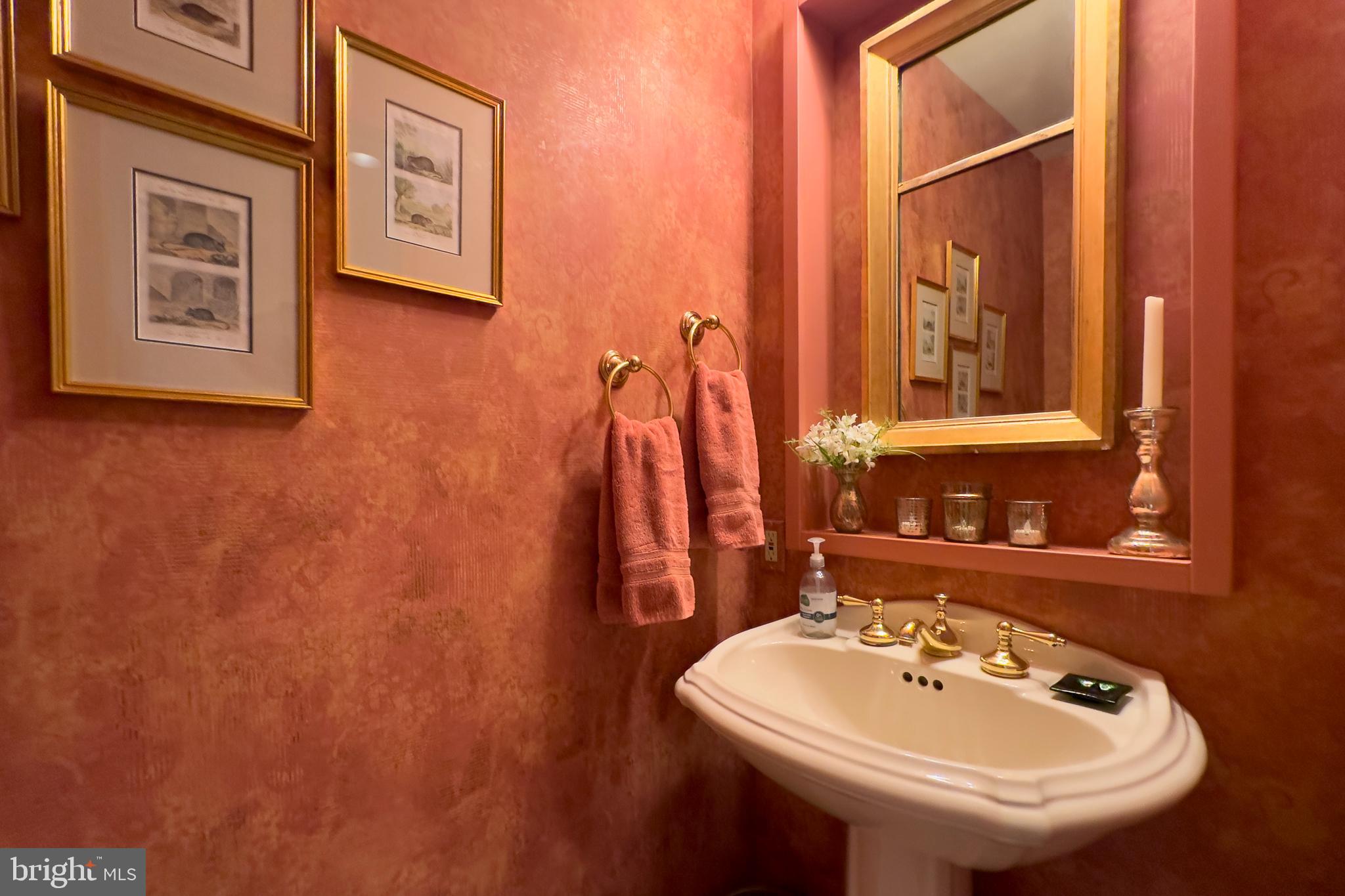 MURRAY HILL - Residential