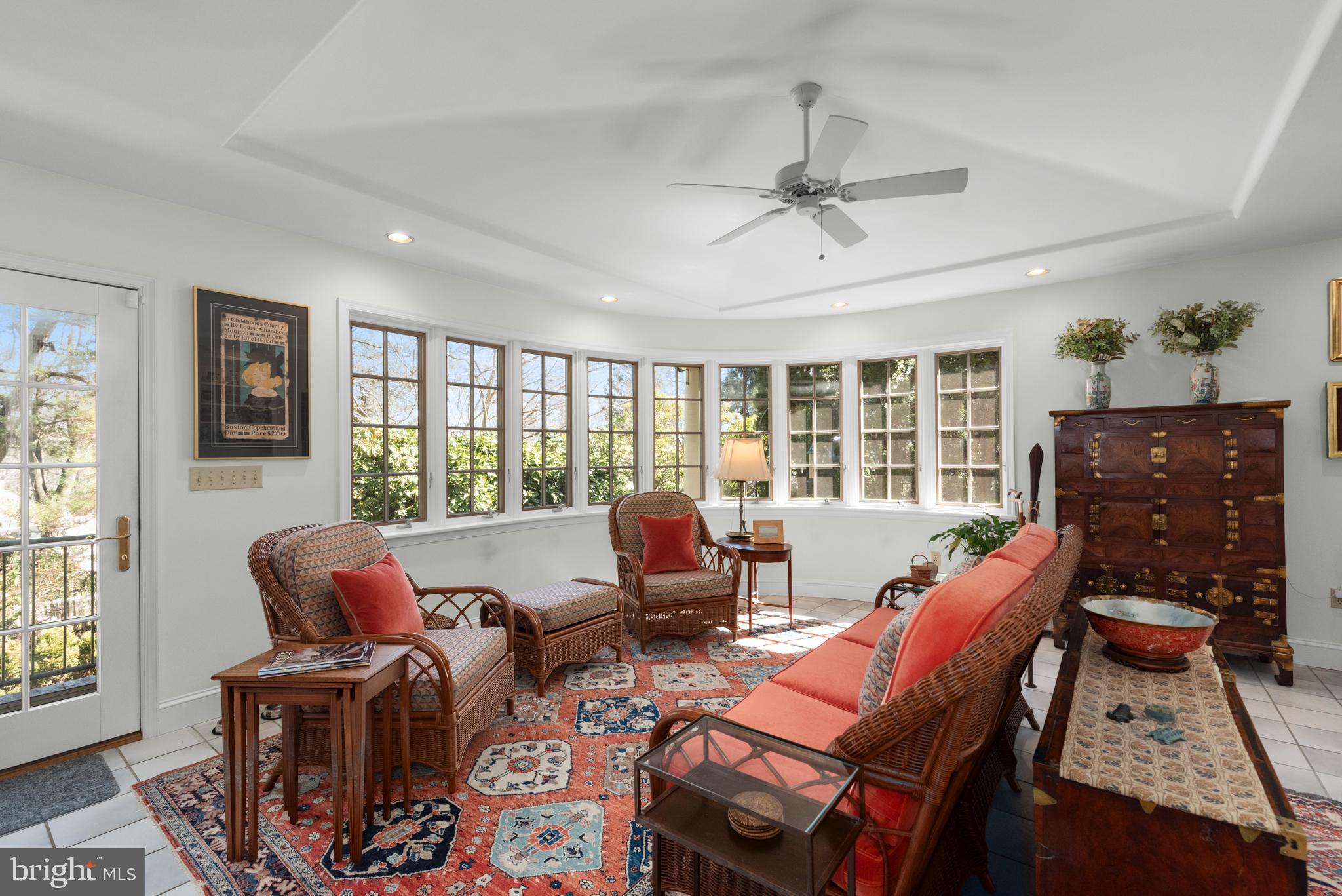 MURRAY HILL - Residential