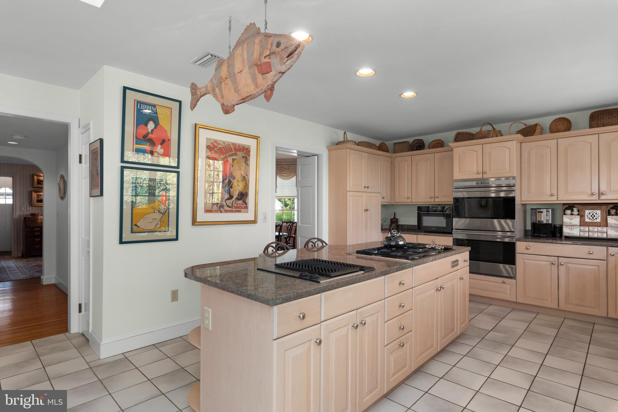 MURRAY HILL - Residential