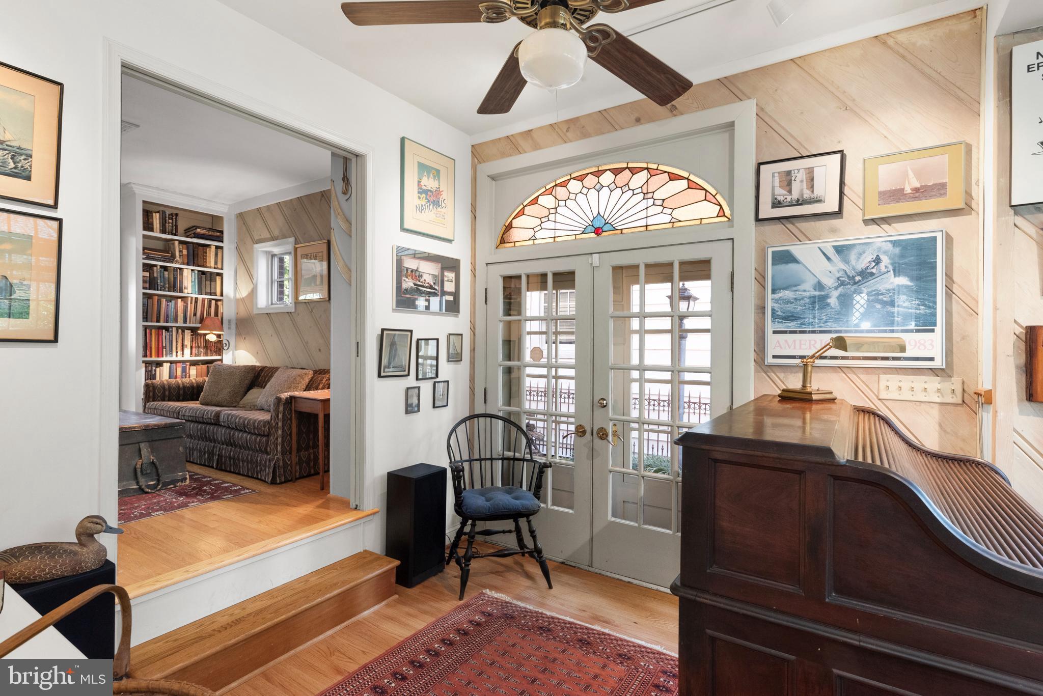 MURRAY HILL - Residential