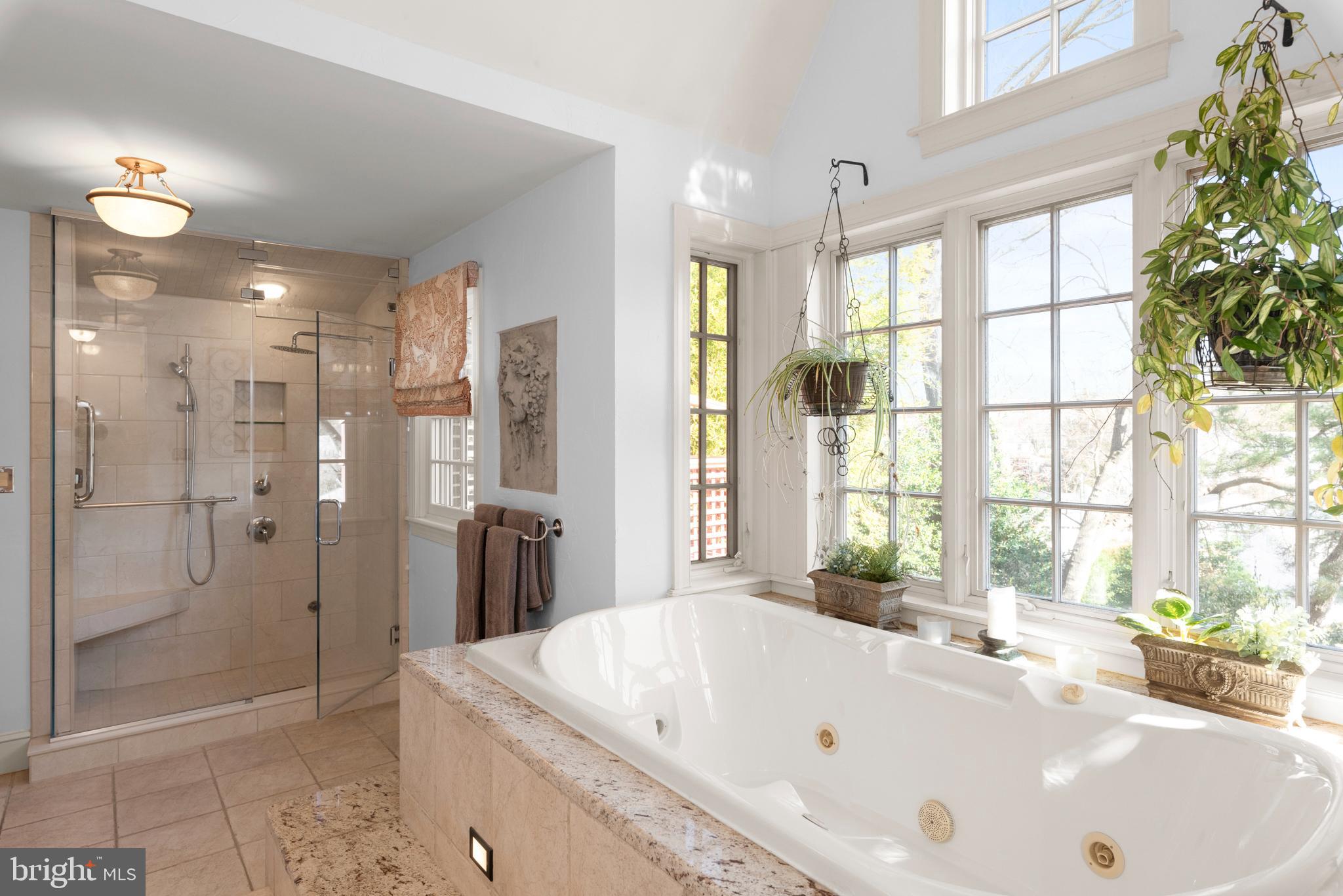 MURRAY HILL - Residential