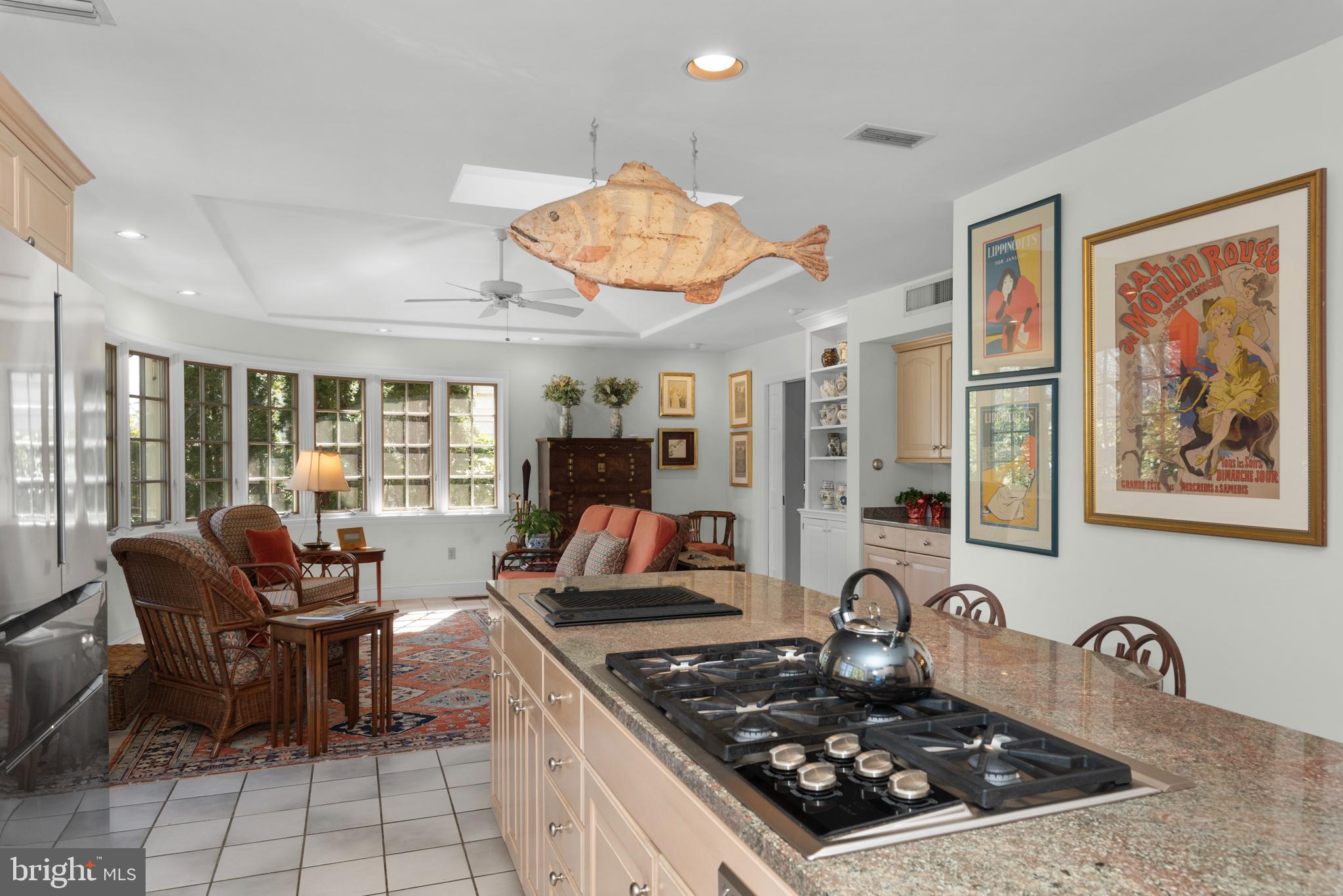 MURRAY HILL - Residential