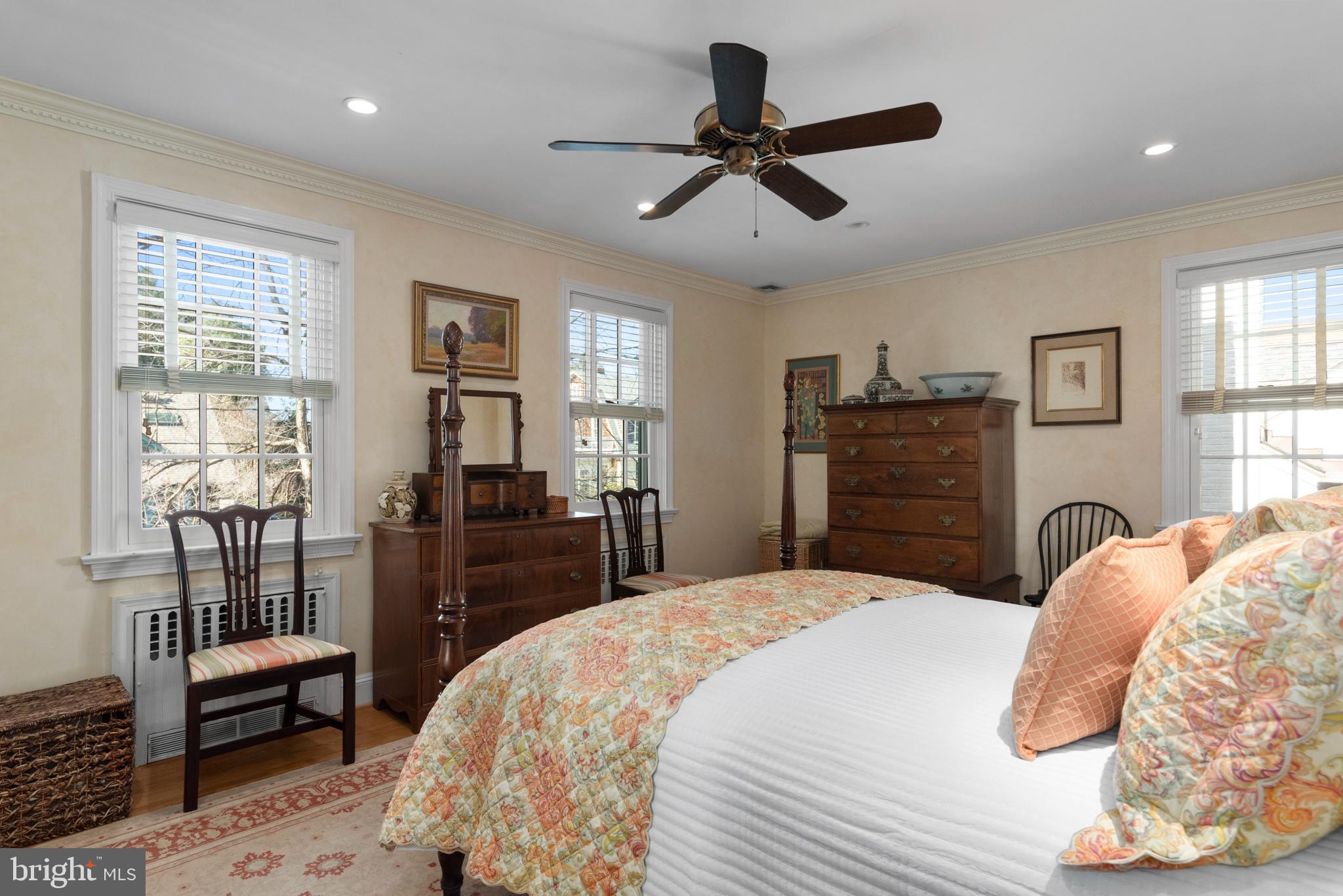 MURRAY HILL - Residential