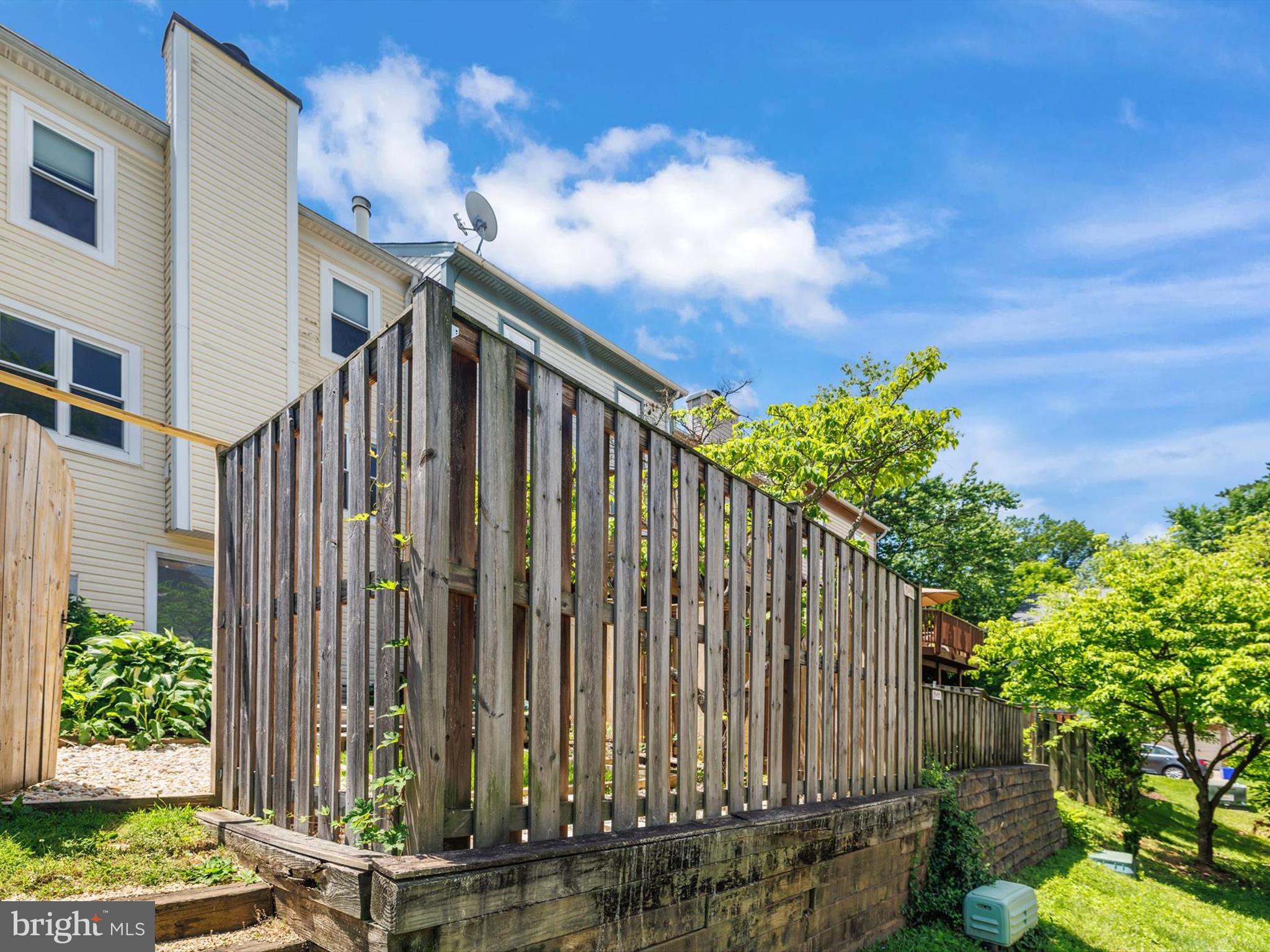 COLLEGE VIEW - Residential Lease