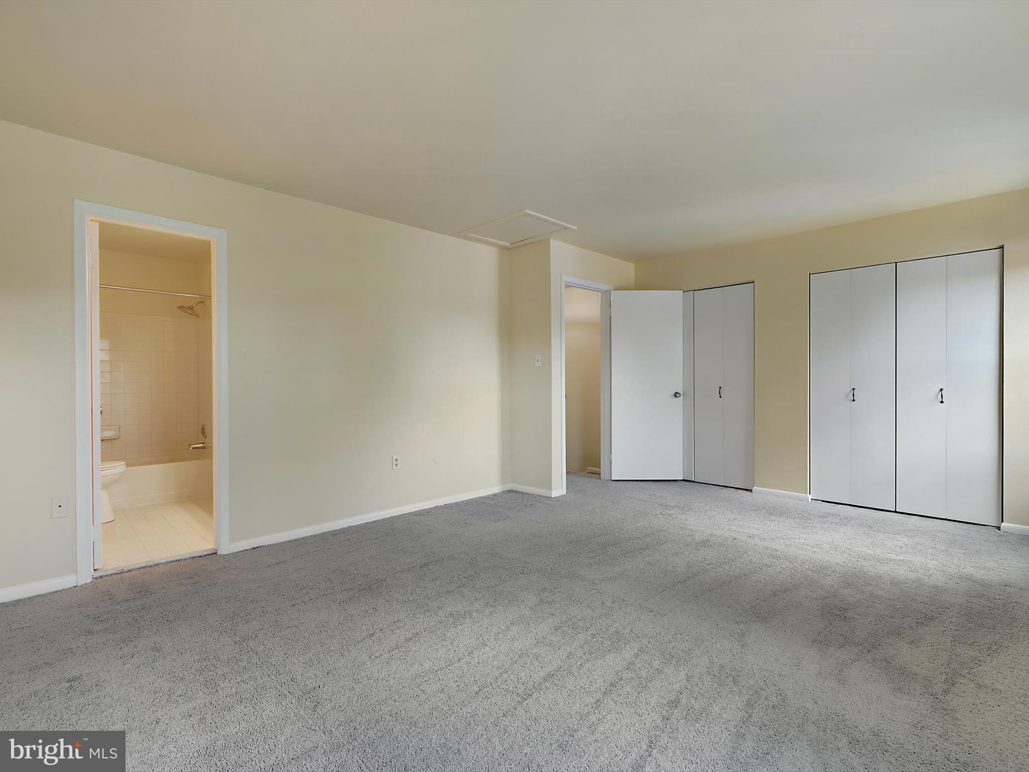 COLLEGE VIEW - Residential Lease