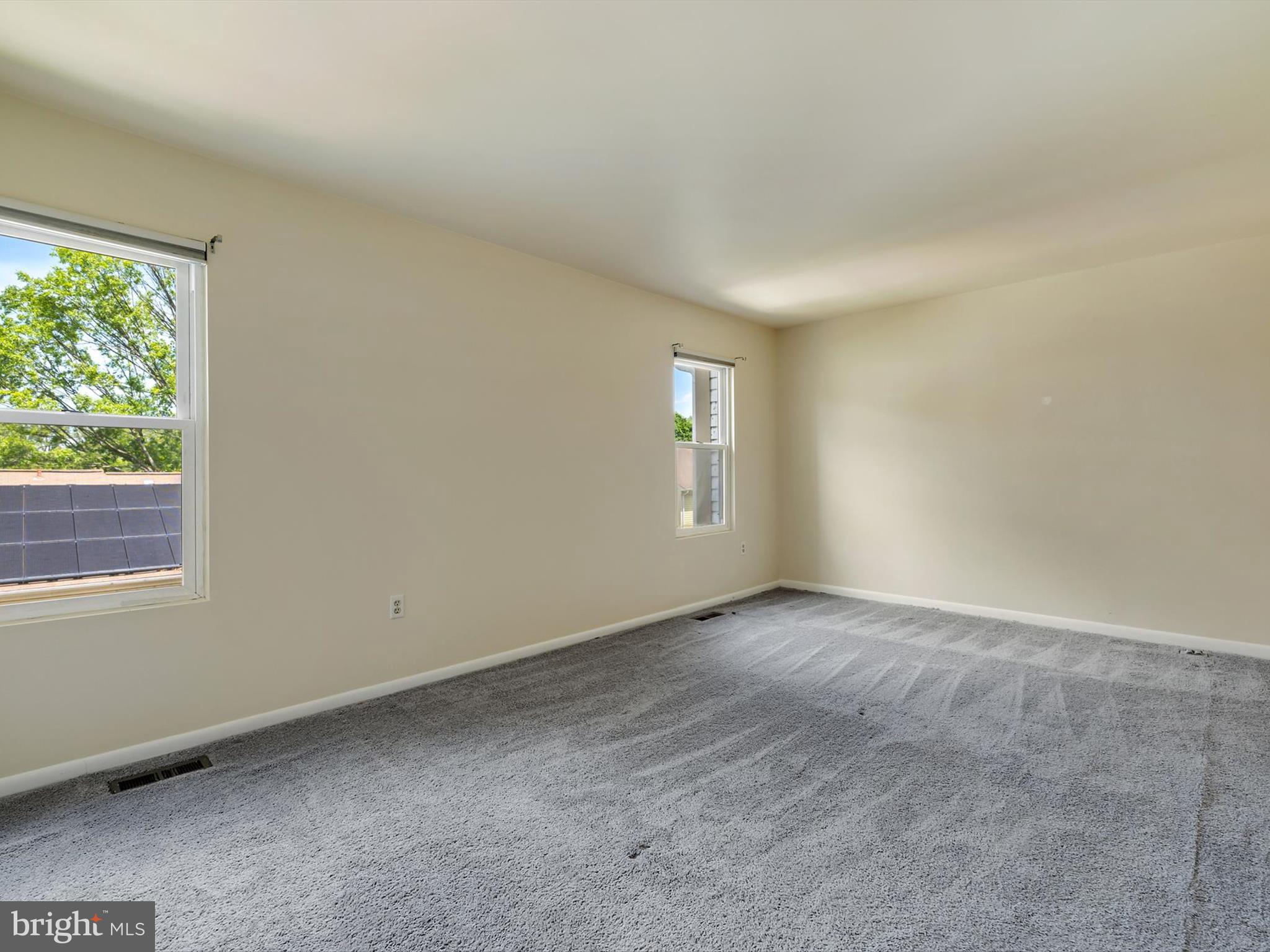 COLLEGE VIEW - Residential Lease