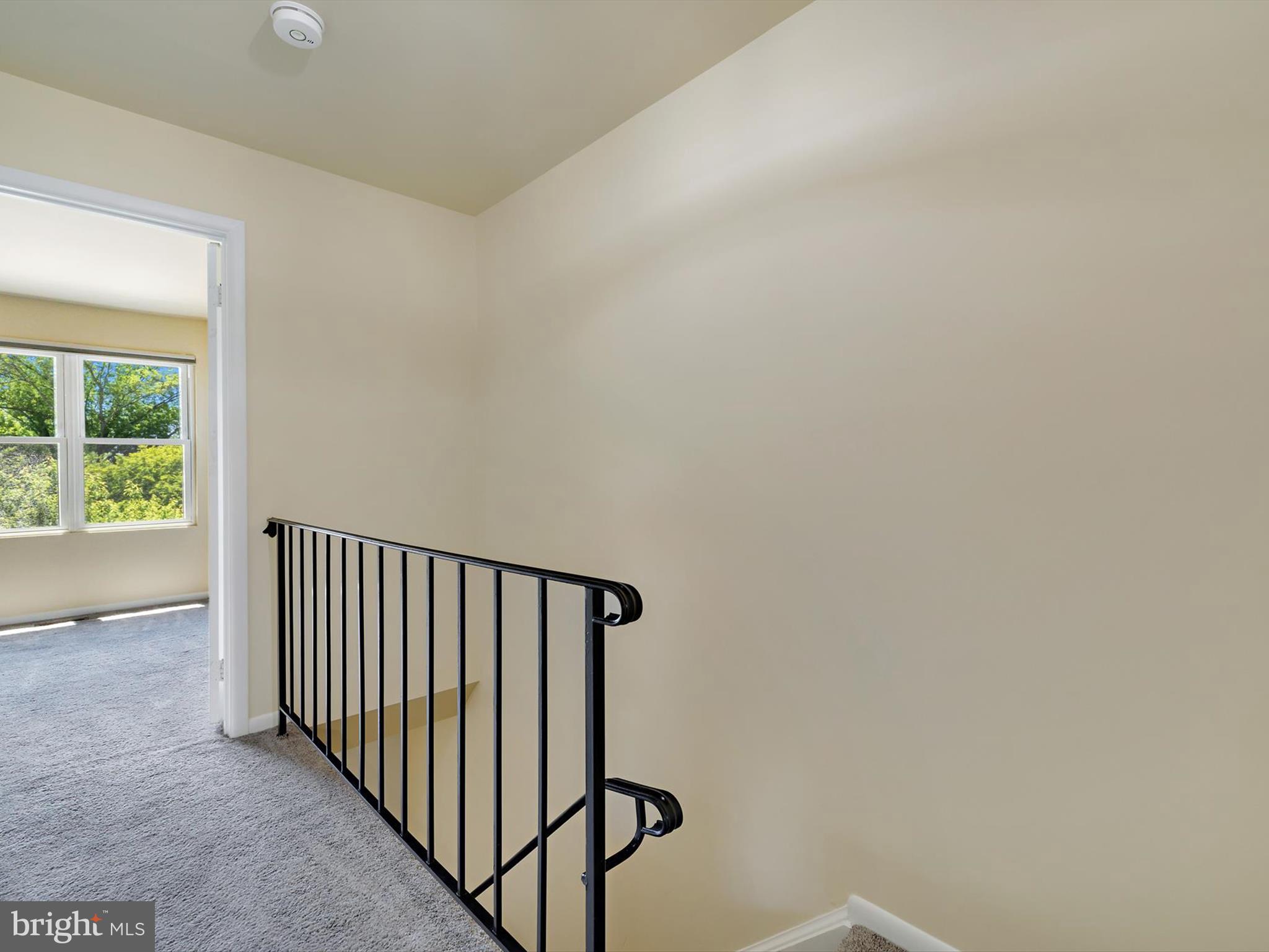 COLLEGE VIEW - Residential Lease