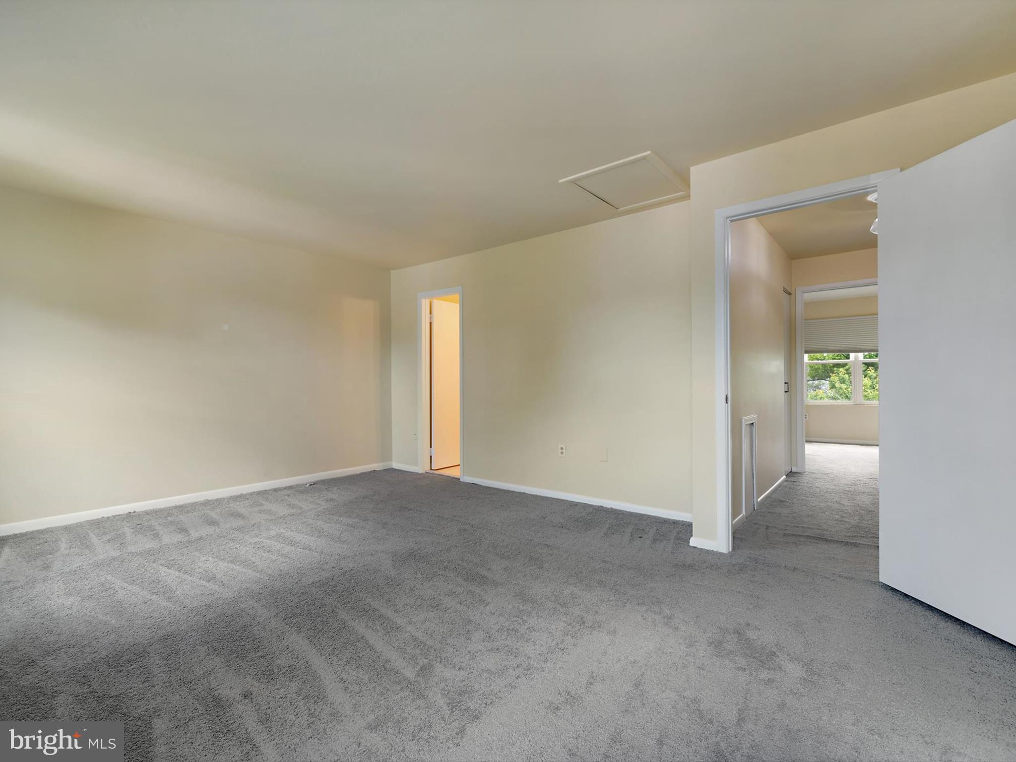 COLLEGE VIEW - Residential Lease