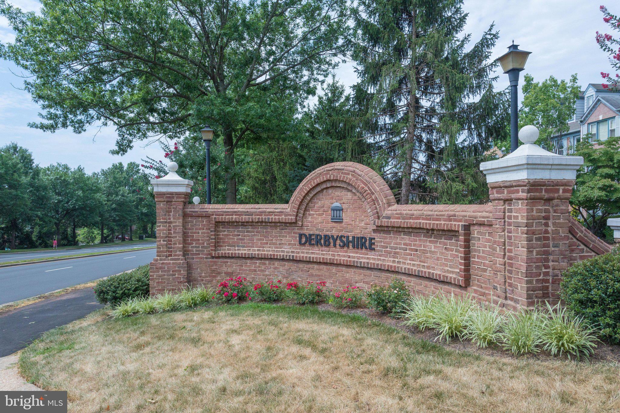 7365 MALLORY CIRCLE