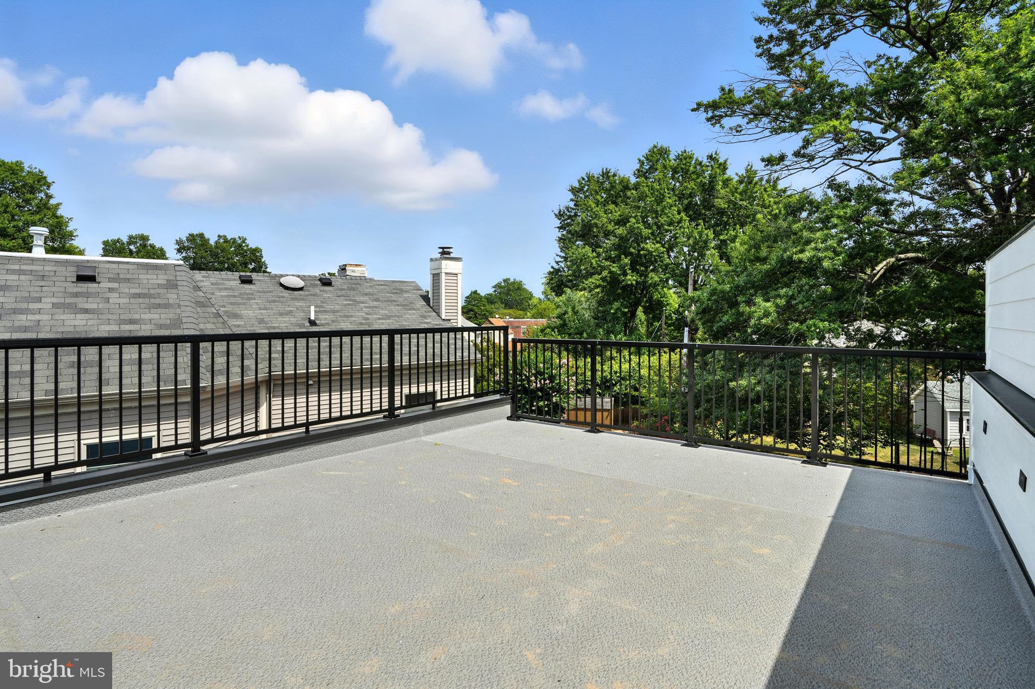 DEL RAY - Residential