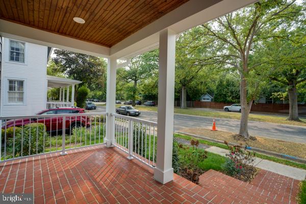 DEL RAY - Residential