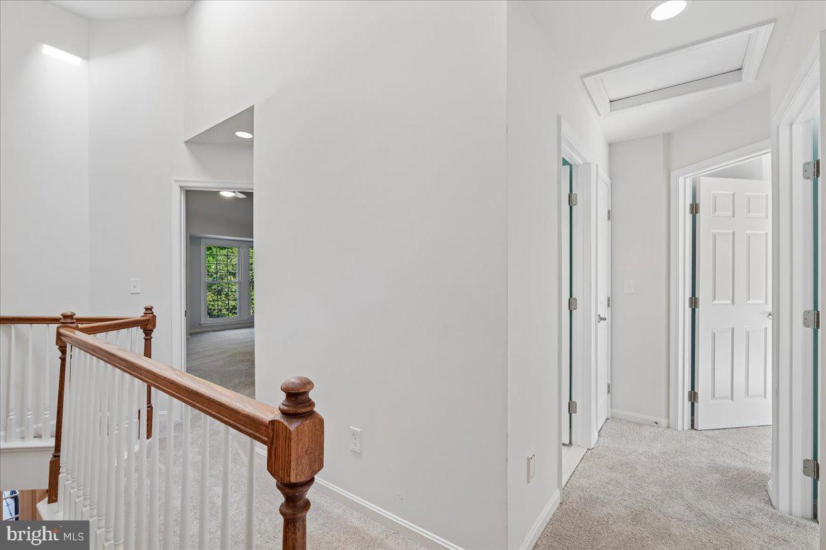 COLLEGE HILLS - Residential