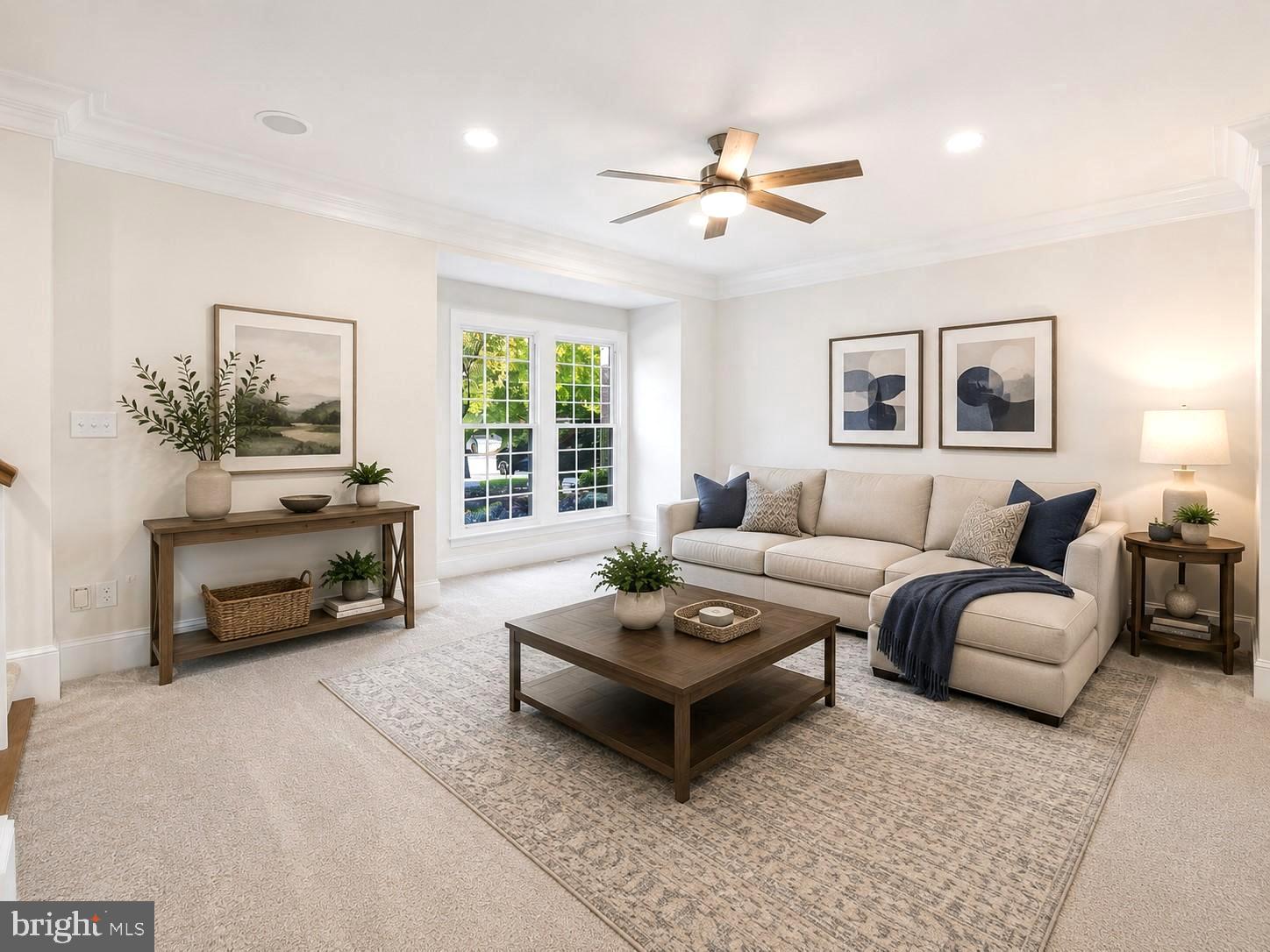 COLLEGE HILLS - Residential